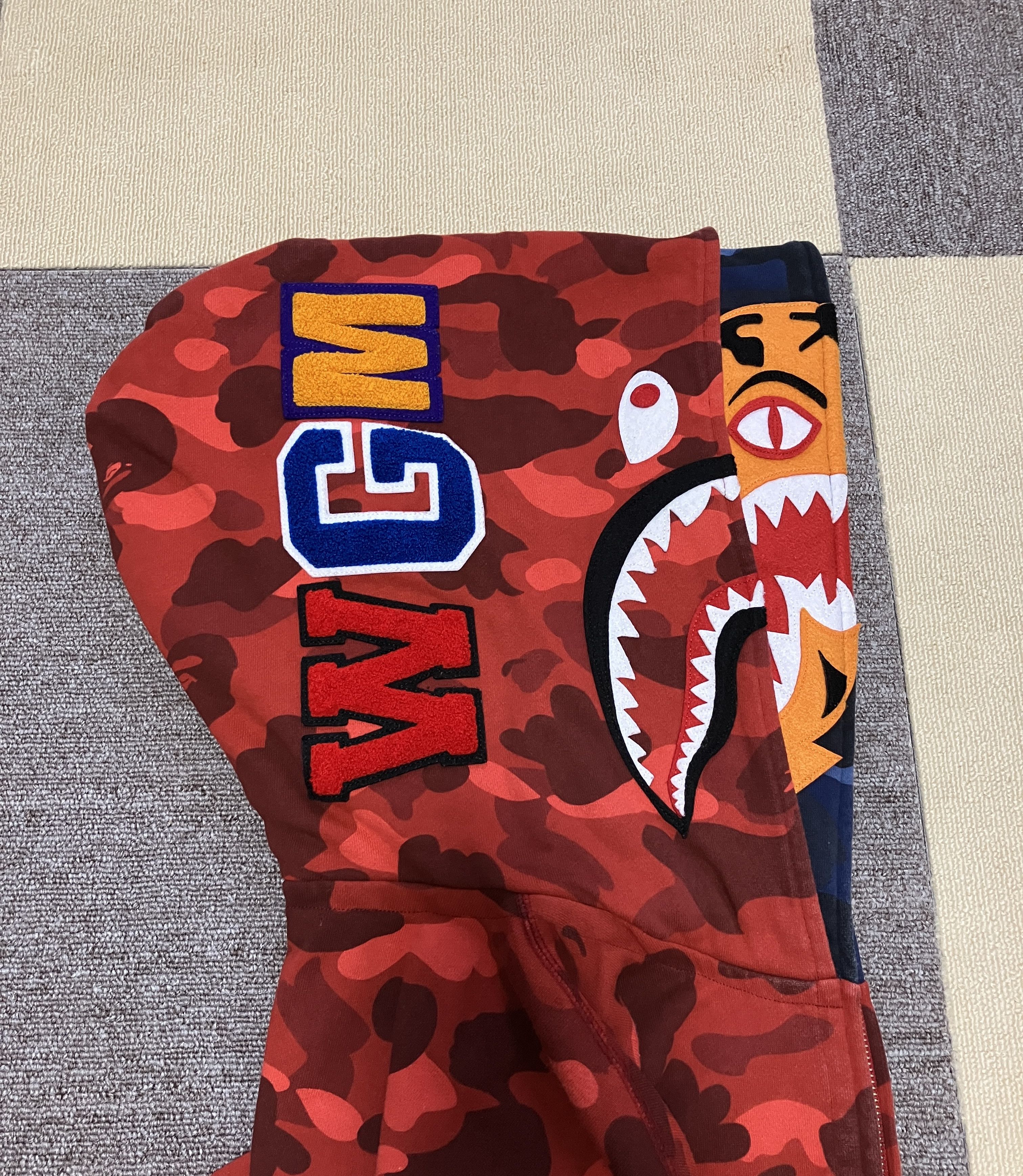 Bape Bape Color Camo Tiger Shark Wide Full Zip Double Hoodie Size US XL / EU 56 / 4 - 3 Thumbnail