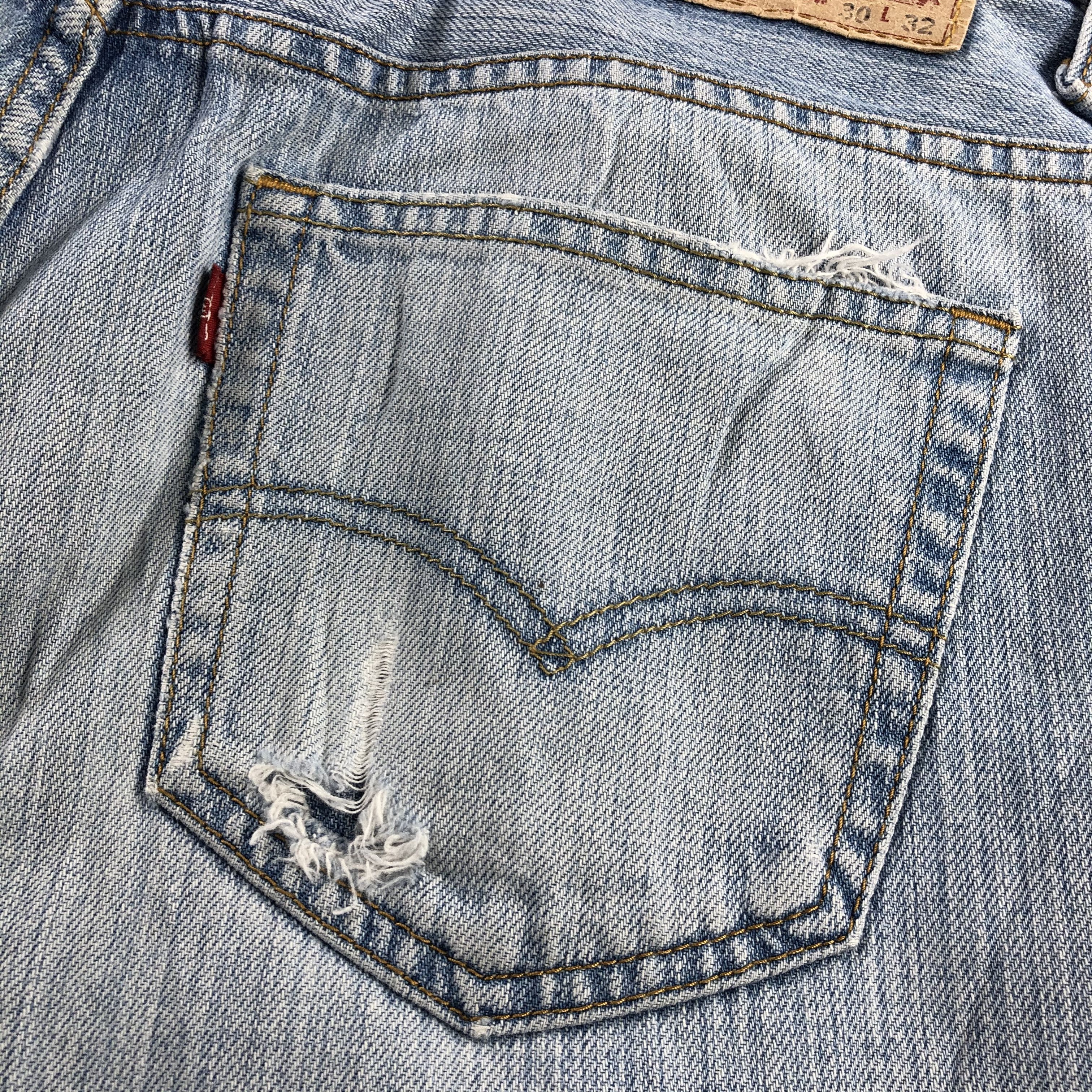 Levi's × Vintage Vintage Light Wash Levis 569 Jeans-JM2736 Size US 34 / EU 50 - 6 Thumbnail
