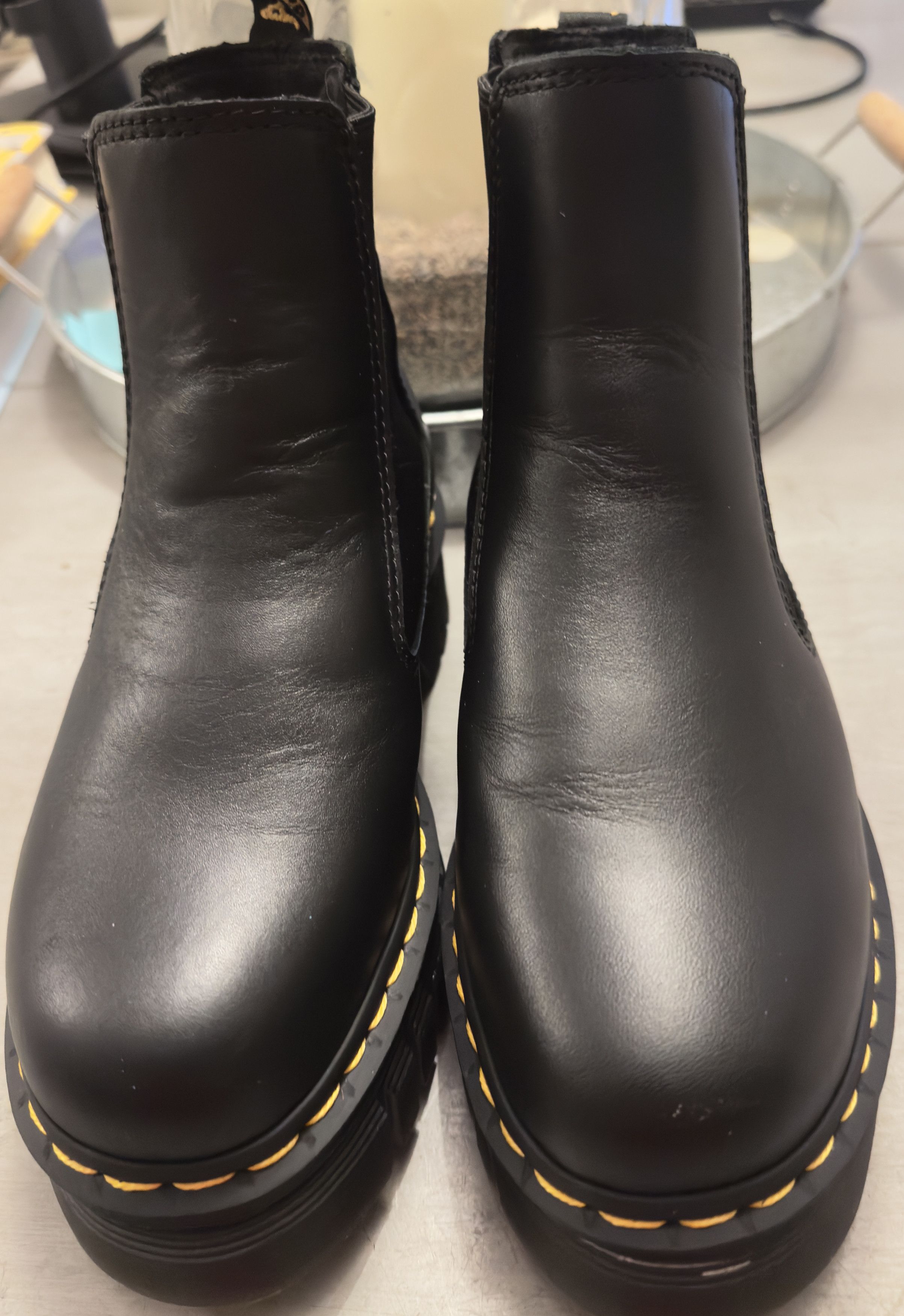 Dr. Martens Chelsea Boots Size US 7 / EU 40 - 5 Thumbnail