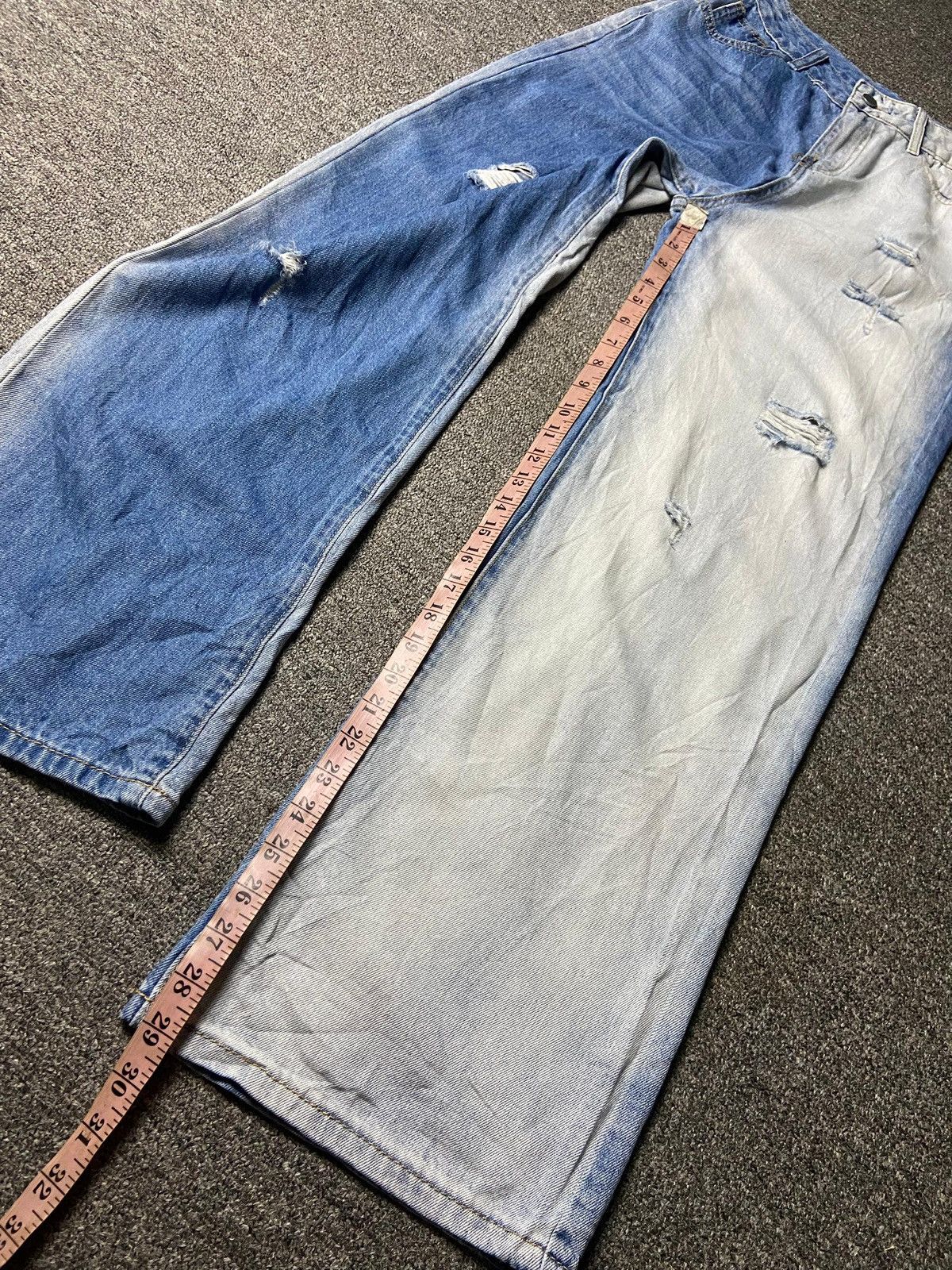 Japanese Brand Me+Emselect Brand Two Tone Ripped Wide Leg Jeans (153) Size US 26 / EU 42 - 8 Thumbnail