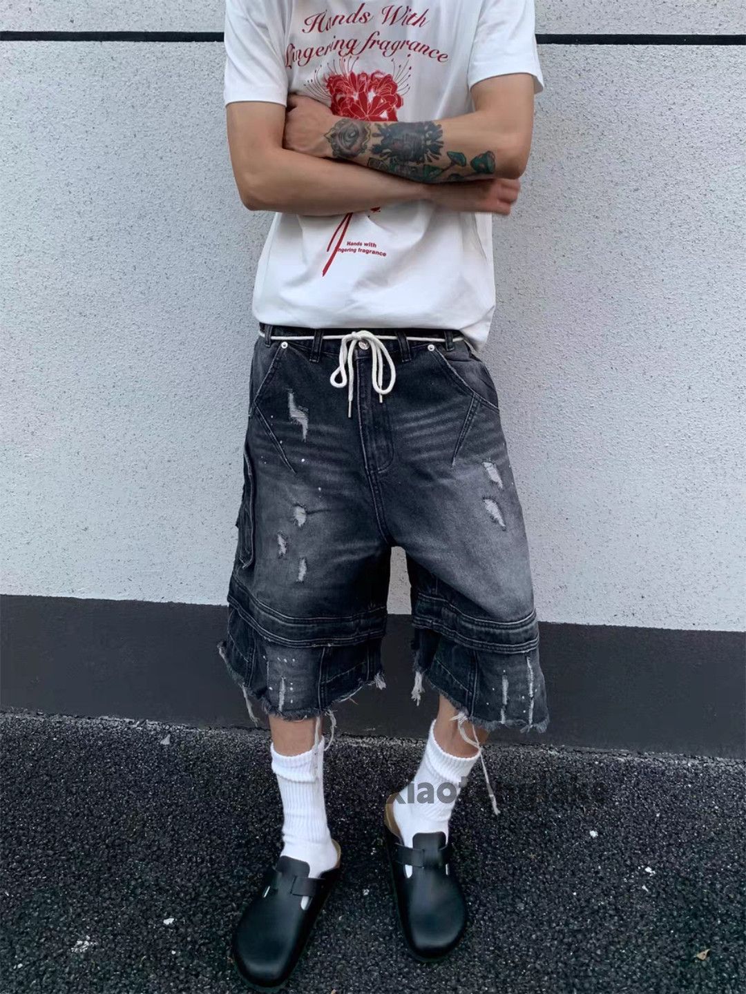 Designer unisex washed faded loose baggy ripped damaged cargo shorts Size US 30 / EU 46 - 7 Thumbnail