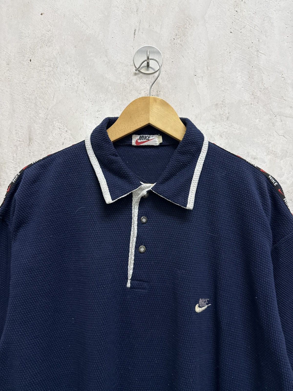 Nike Vintage Bootleg Nike Stripe Spell Out Rare Design Size US XL / EU 56 / 4 - 2 Thumbnail