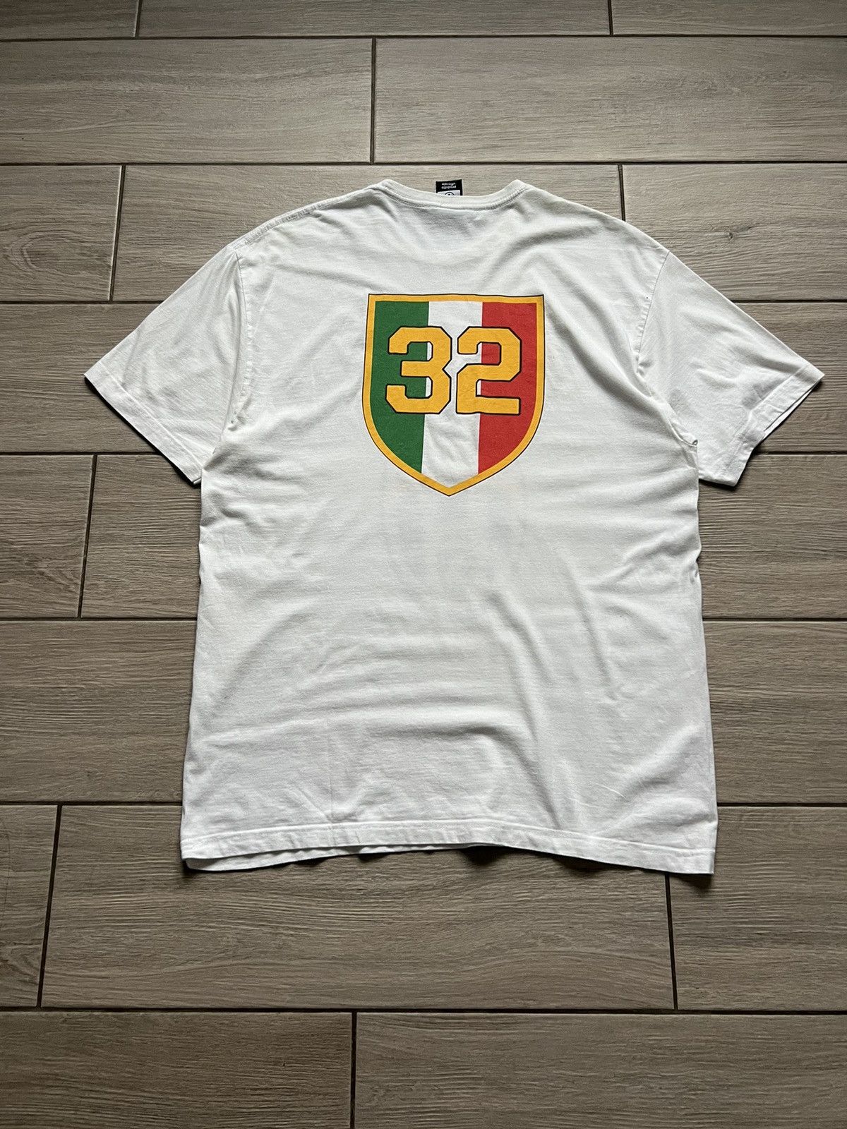 Vintage Juventus Football Champions Italy Vintage 32 Number Size US XL / EU 56 / 4 - 4 Thumbnail