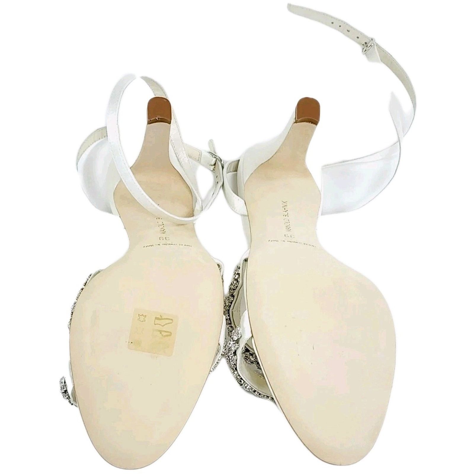 Manolo Blahnik MANOLO BLAHNIK Vedada Heeled Sandals US9 UK6 EU39 $1620 Size US 9 / IT 39 - 4 Thumbnail