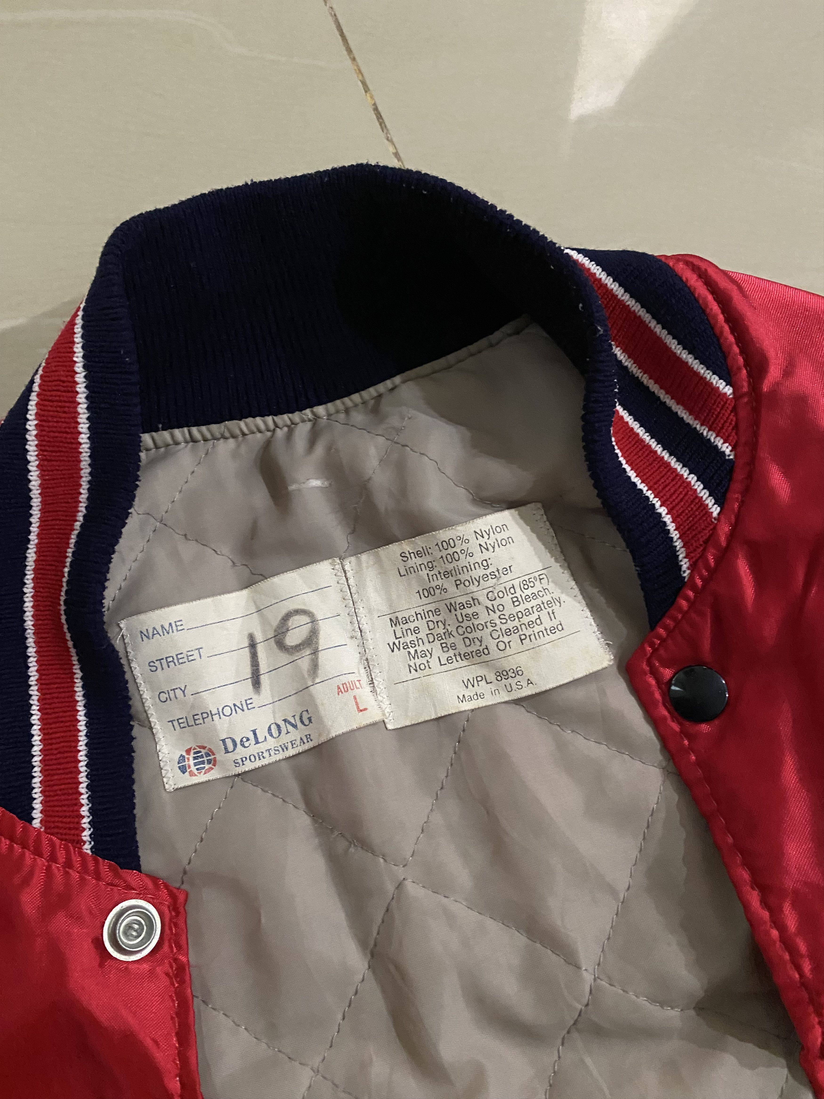 MLB Vintage 90s Truman Baseball Red Satin Jacket Size US L / EU 52-54 / 3 - 4 Thumbnail