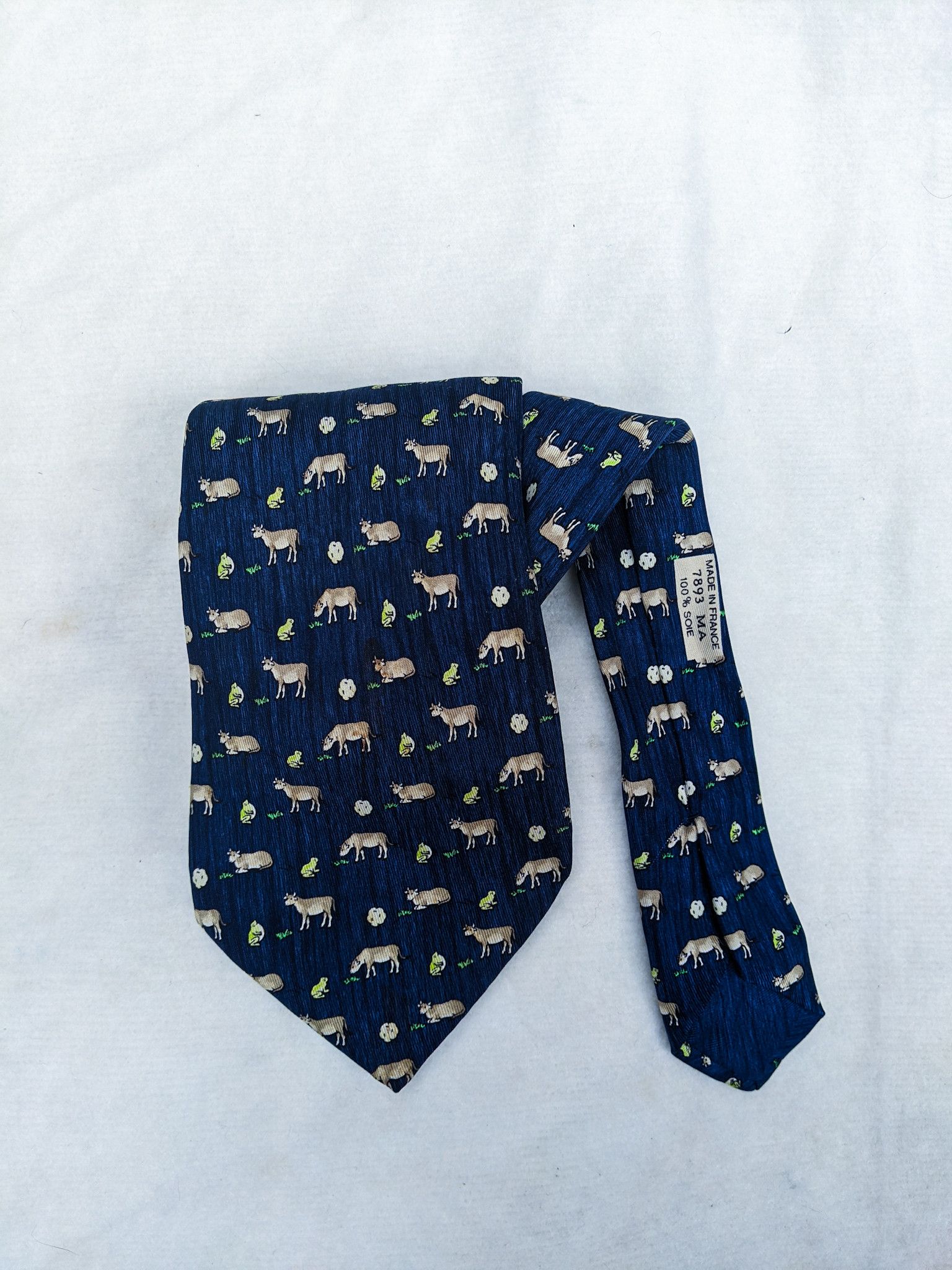 Hermes ❗Rare❗Vintage Hermes Cow & Frog Silk Neck Tie Size ONE SIZE - 3 Thumbnail