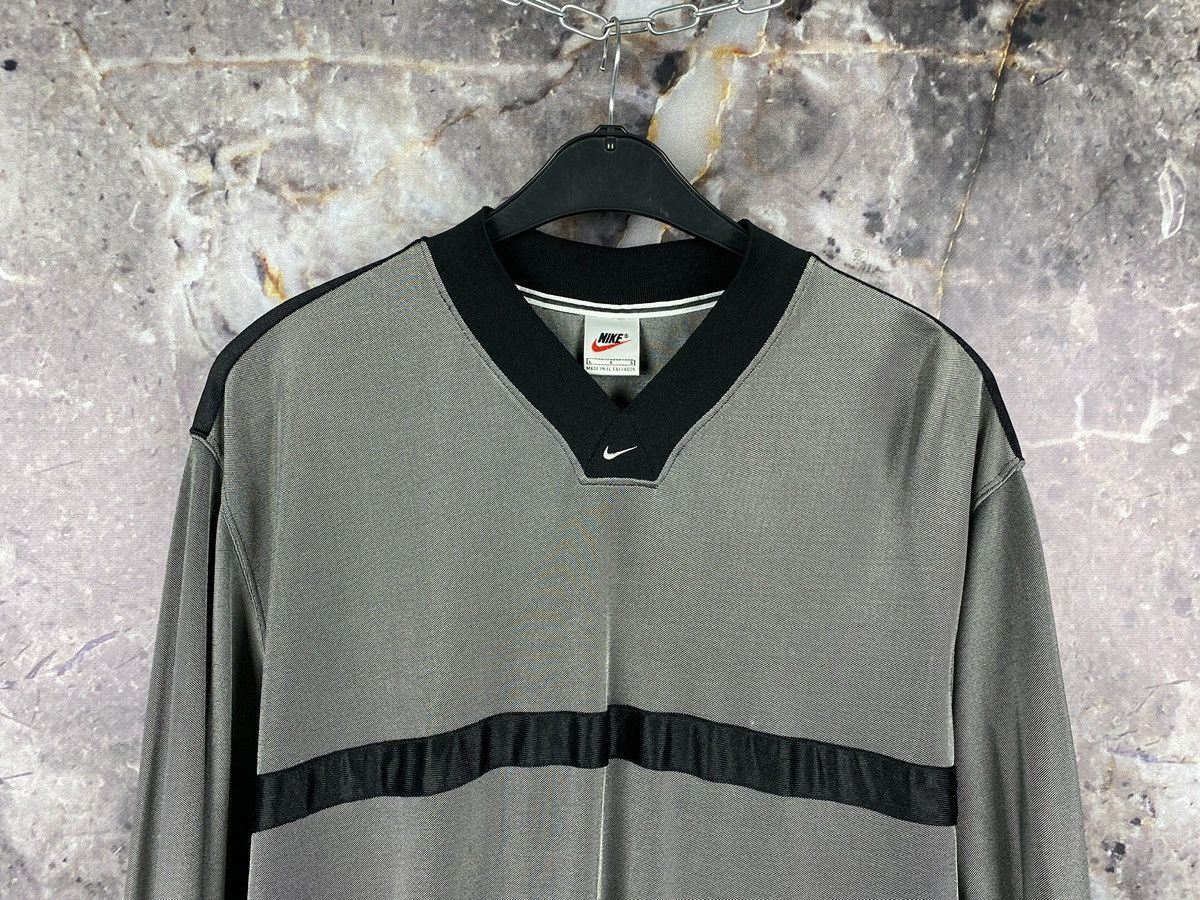 Vintage Men’s Nike Team Sports Long Sleeve Shirt Sportswear Size L Size US L / EU 52-54 / 3 - 2 Thumbnail