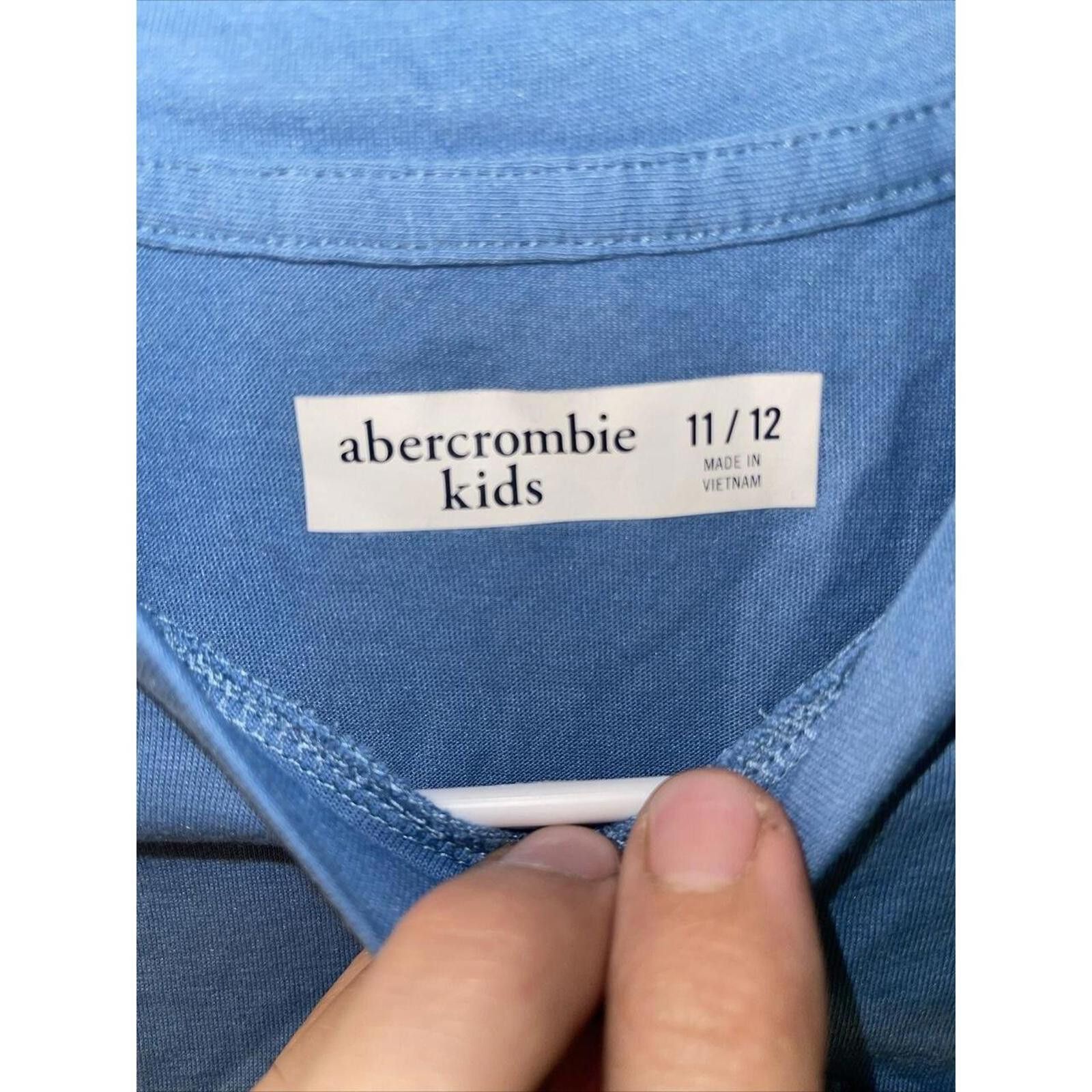 Designer Abercrombie Kids Colorblock T-Shirt, Size 11/12 Size US XXS / EU 40 - 3 Thumbnail