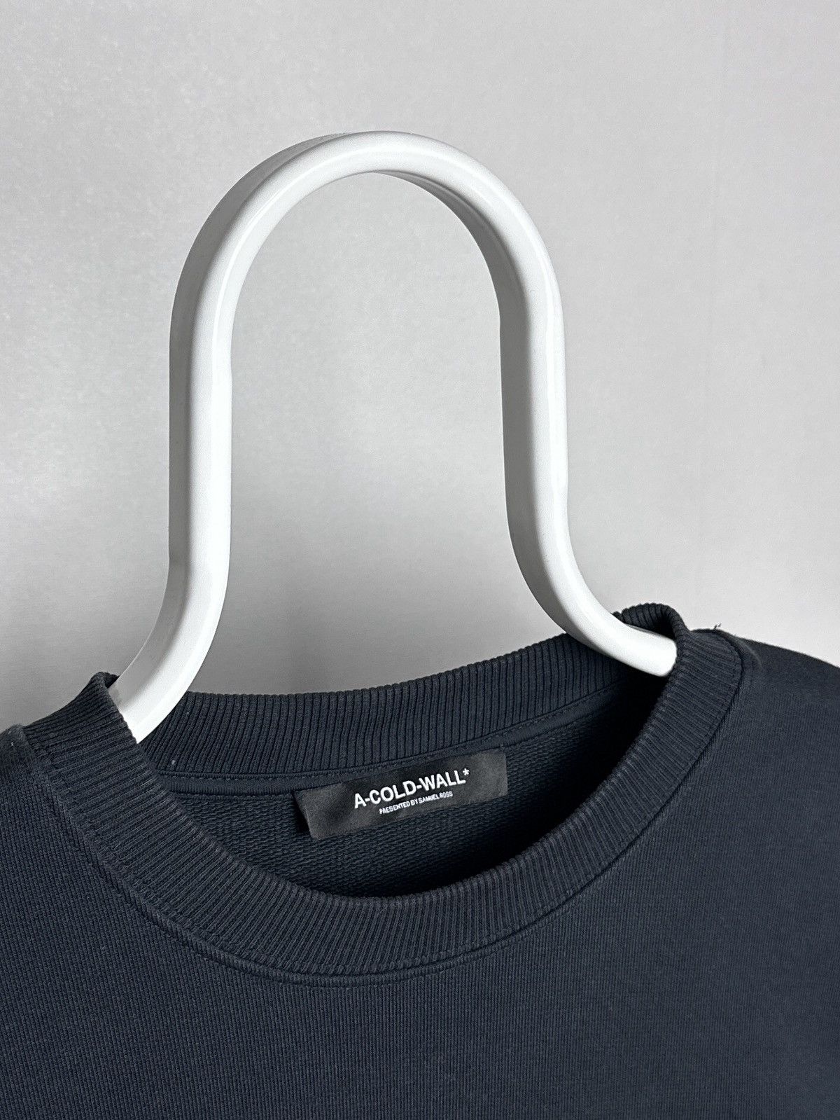 A-COLD-WALL* A-COLD-WALL Foil Grid Crewneck Sweatshirt Size XS Size US XS / EU 42 / 0 - 4 Thumbnail