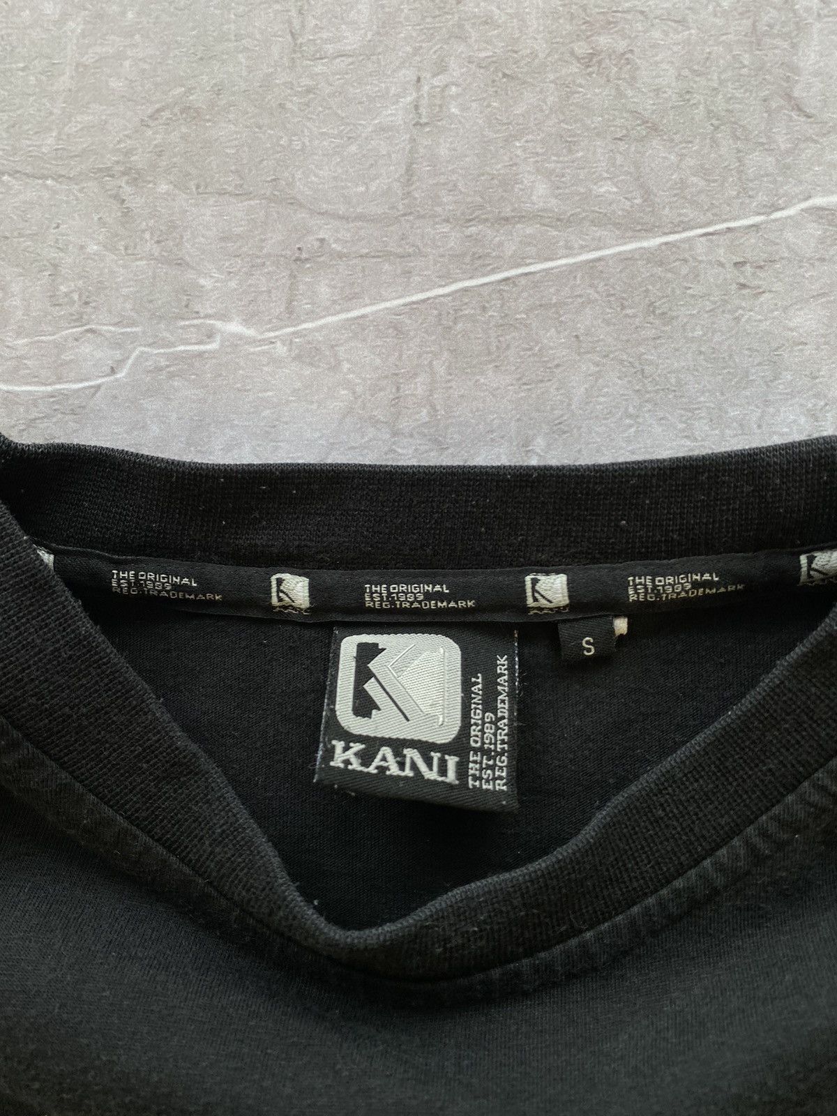 Karl Kani Vintage Y2K Karl Kani Big Logo Black T Shirt Size S Rare Size US S / EU 44-46 / 1 - 7 Thumbnail