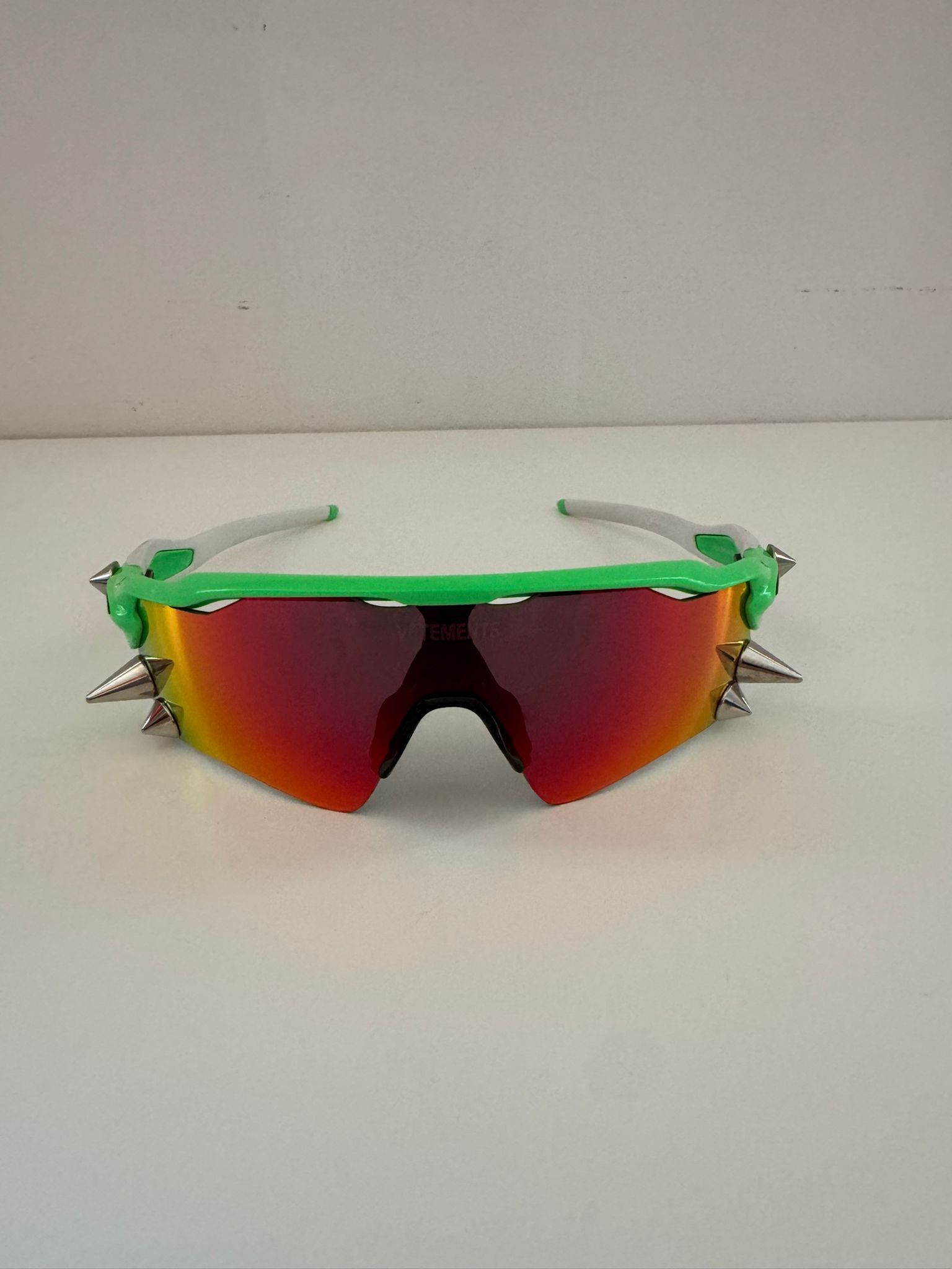 Oakley × Vetements Vetements x Oakley Spikes 200 Sunglasses Size ONE SIZE - 1 Thumbnail