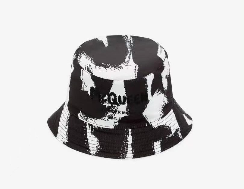 Alexander McQueen Alexander McQueen Graffiti Bucket Hat Size ONE SIZE - 1 Thumbnail