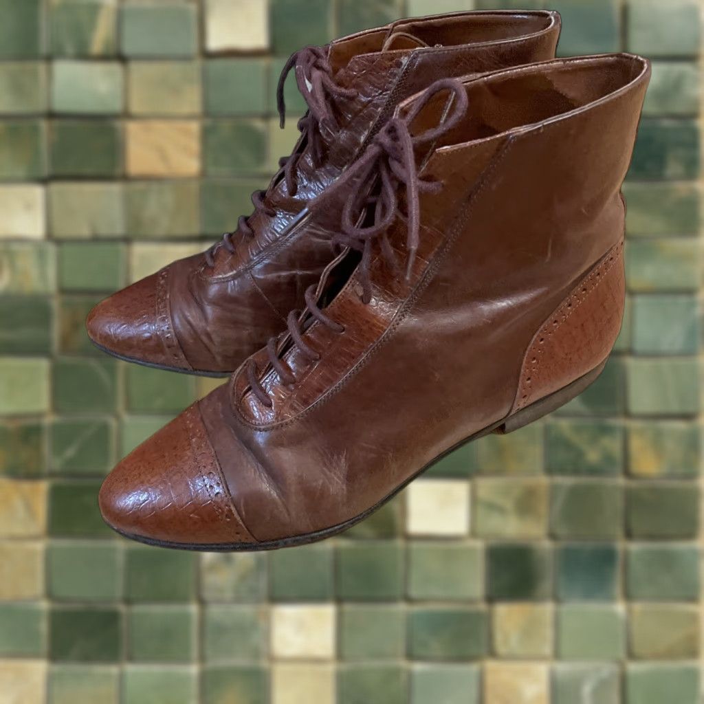 Vintage VINTAGE Morgan Taylor Victorian Boots Leather Brown Lace Up Pointed Toe 6.5B Women Upper Material: Leather Size US 7 / IT 37 - 1 Thumbnail