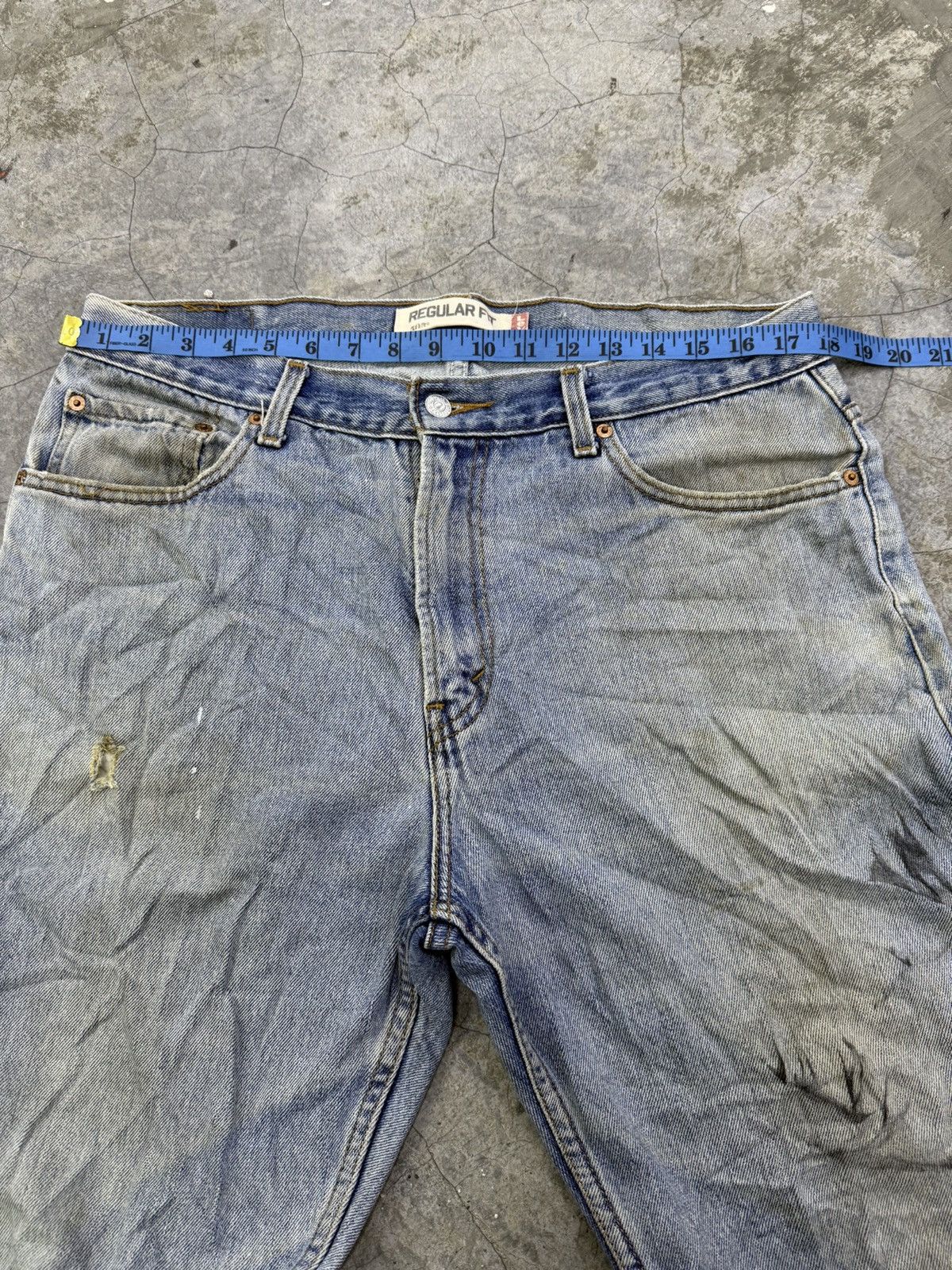 Levi's × Levi's Vintage Clothing × Vintage Levis 505 Y2K Distressed Light Blue Washed Denim Pants W36 Size US 36 / EU 52 - 8 Thumbnail