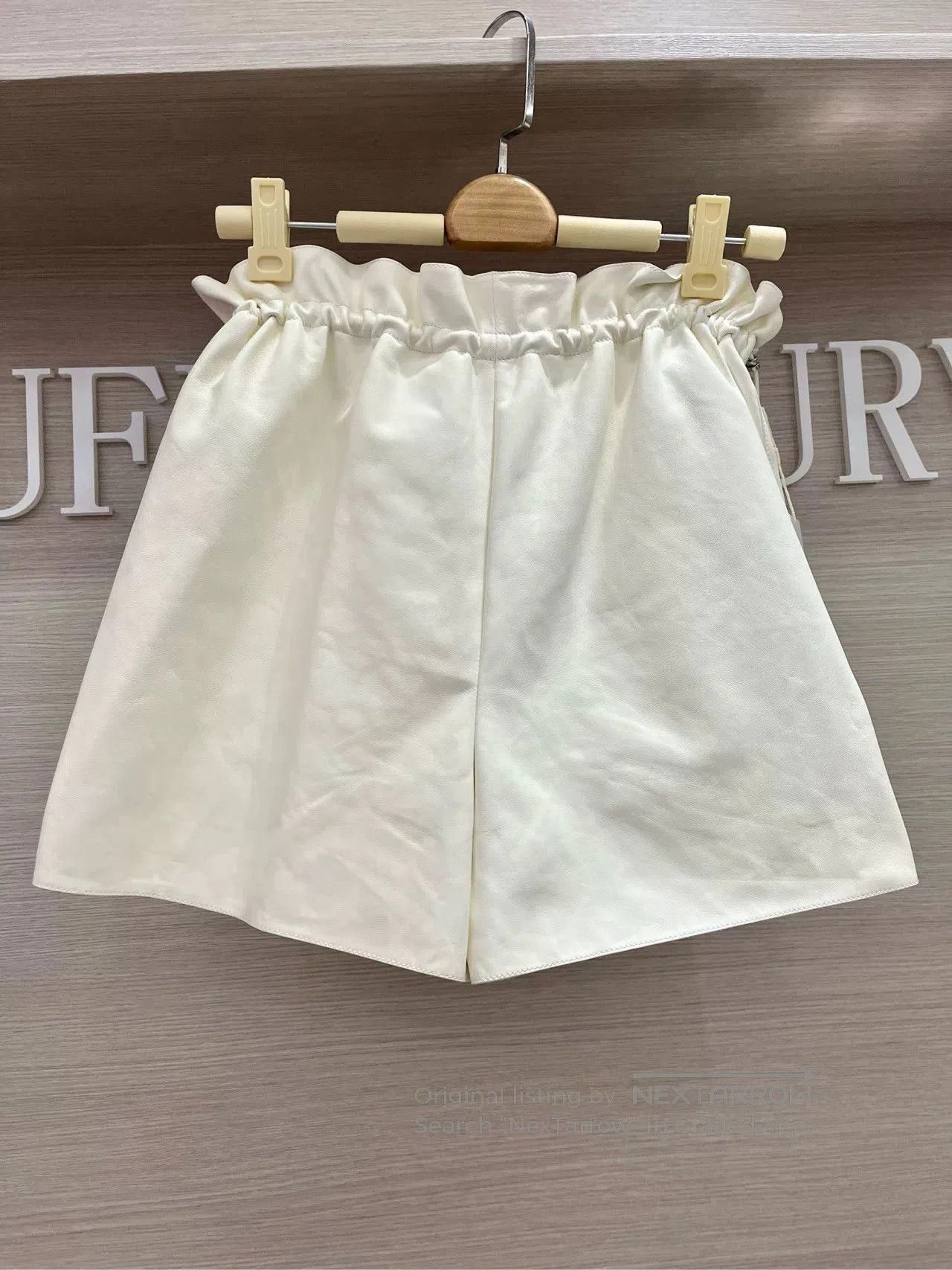 Hermes Hermes White Leather Shorts 34. Size US 34 / EU 50 - 2 Thumbnail
