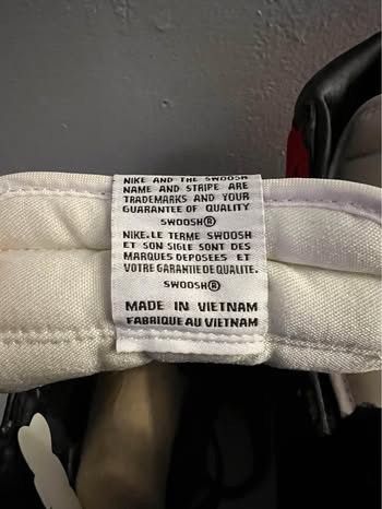 Nike Jordan 1 Satin Black Toe Size US 8 / EU 41 - 5 Thumbnail