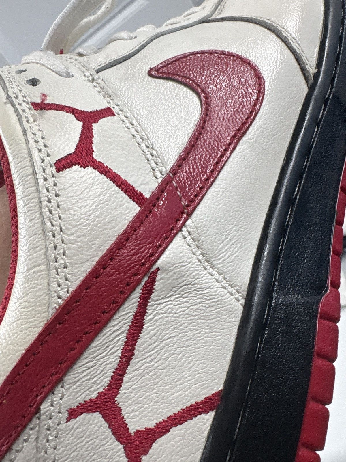 Nike WORLD AIDS DAY DUNKS Size US 11 / EU 44 - 7 Thumbnail