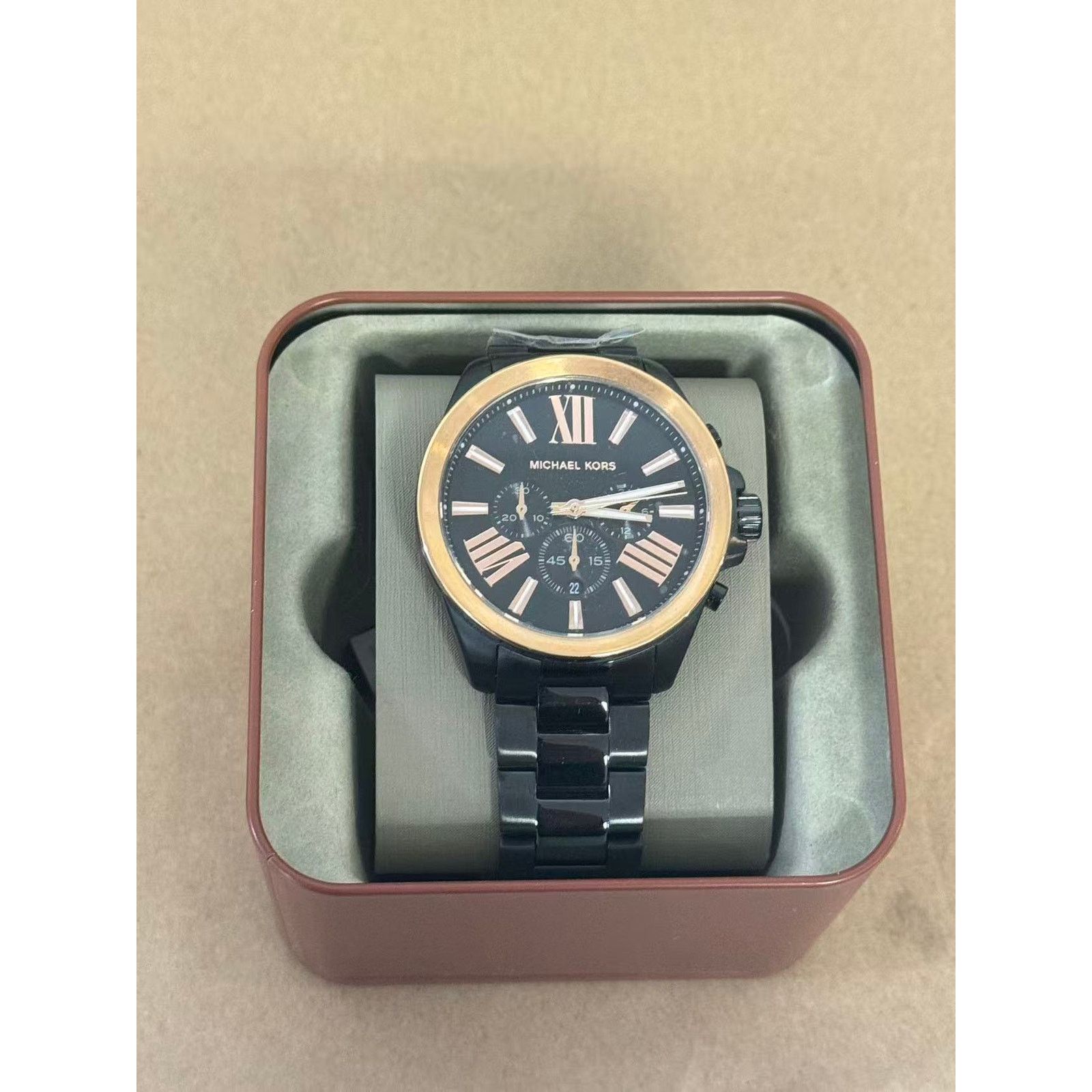 Michael Kors Michael Kors Wren MK8933 Oversized Chronograph Watch Size 44 - 1 Thumbnail
