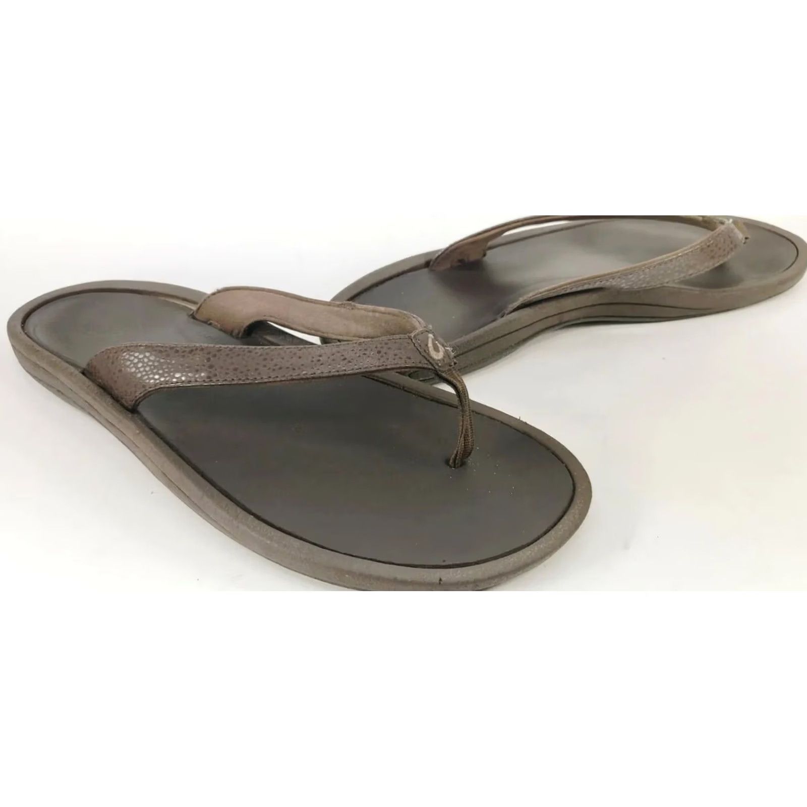 Olukai OluKai Ohana Sandals Flip Flops Thong Toe Post Brown Women’s 9 EU 39 Slip On Casual Coastal Comfort Size US 9 / IT 39 - 2 Thumbnail