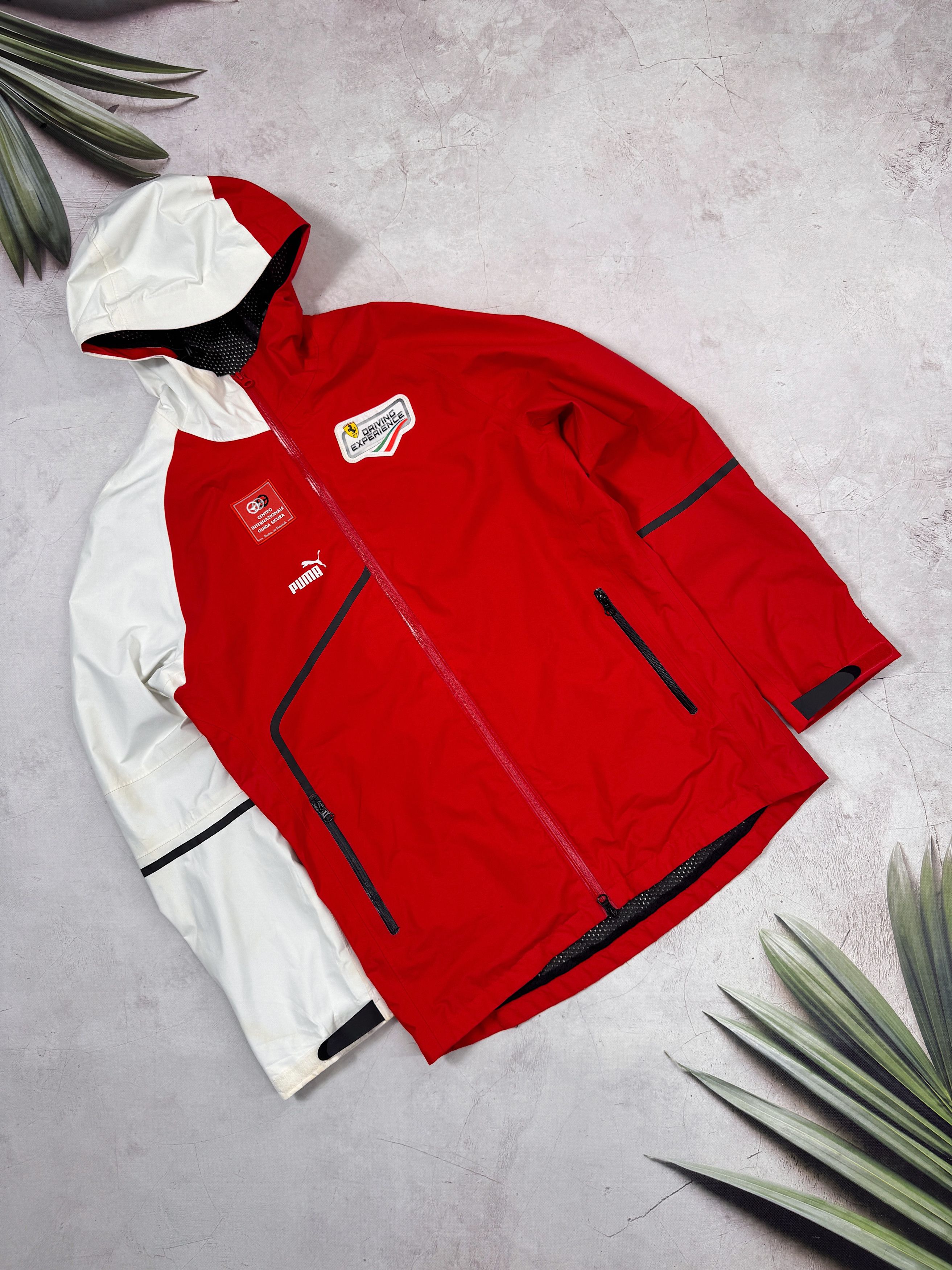 Ferrari × Puma Puma & Ferrari Racing Gore-Tex Jacket Scuderia de Adamich Size US M / EU 48-50 / 2 - 1 Thumbnail