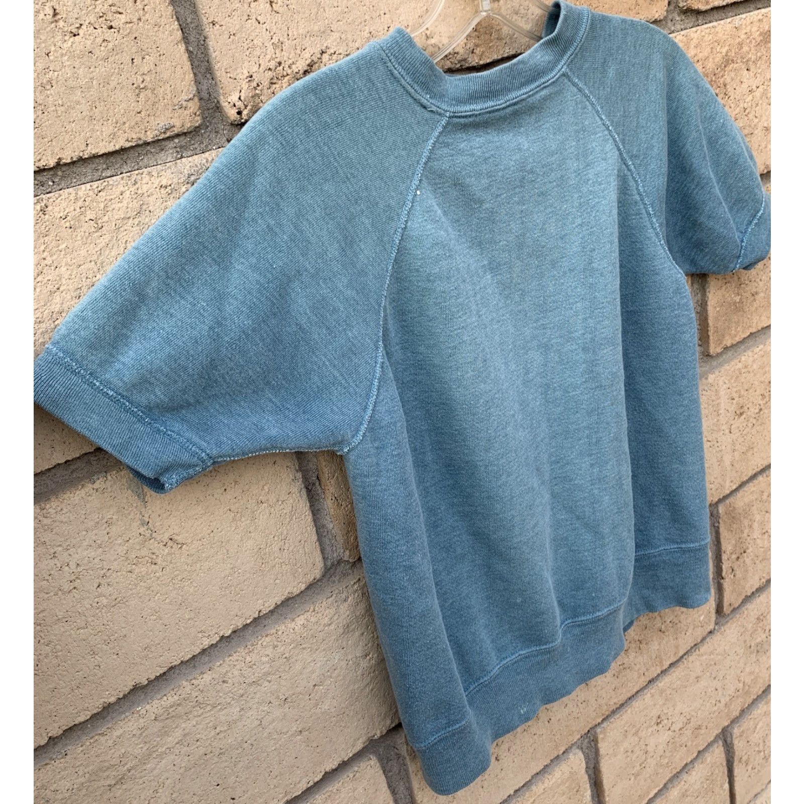 Vintage VINTAGE Raglan Short Sleeve Sweatshirt Blue XS Pullover Distressed Bleached Spots Popover Jumper Greaser Beatnik Worn Untypical Vintage Size US XS / EU 42 / 0 - 6 Thumbnail