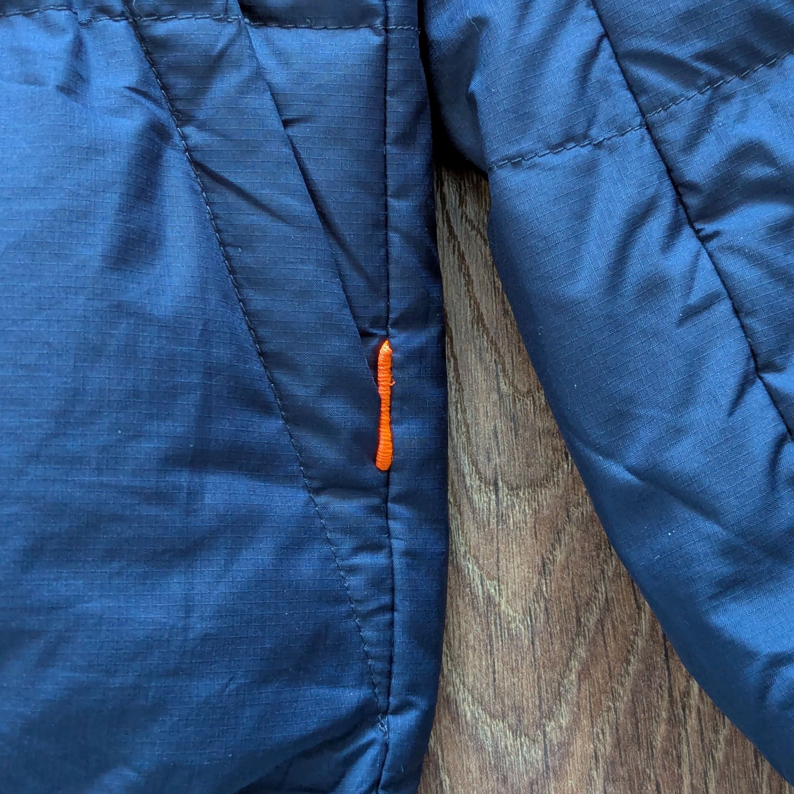 Mammut Mammut Reversible Down Jacket Size M Navy Outdoor Trekking Size US M / EU 48-50 / 2 - 7 Thumbnail