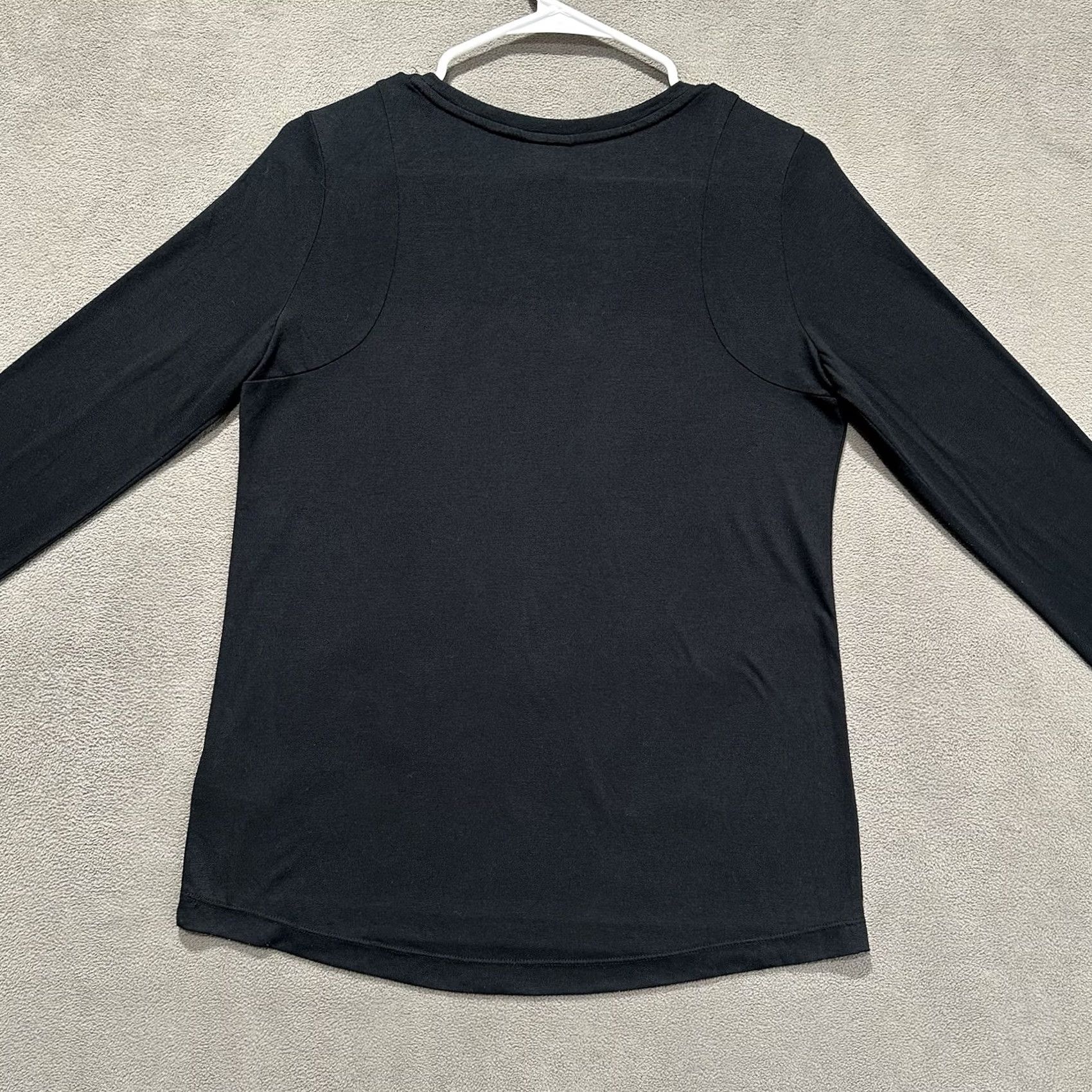 Nike Nike Shirt Womens Small Black Performance Stretch Long Sleeve Training EUC Size S / US 4 / IT 40 - 2 Thumbnail
