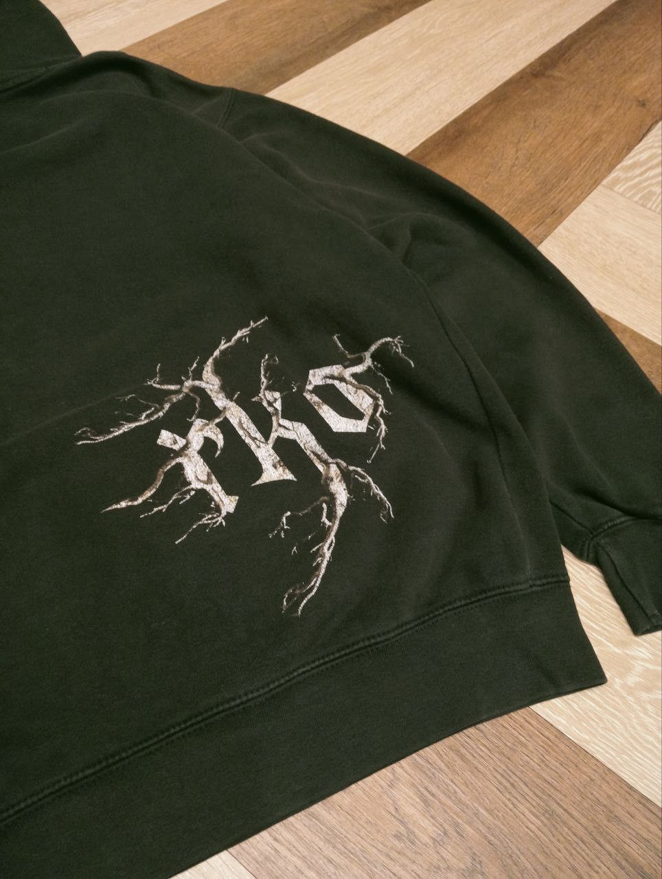 Vintage VINTAGE WWE RKO RANDY ORTON OVERSIZED HOODIE Size US S / EU 44-46 / 1 - 9 Thumbnail