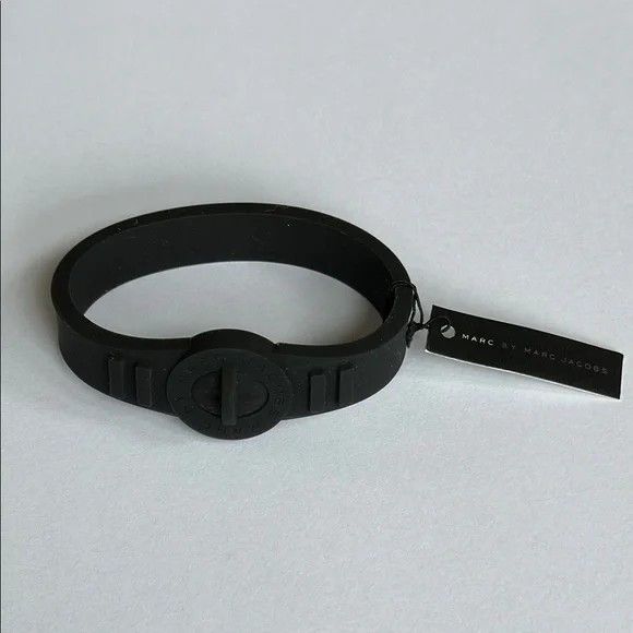 Marc by Marc Jacobs Marc By Marc Jacobs Silicone Standard Turnlock Bracelet Size ONE SIZE - 1 Thumbnail