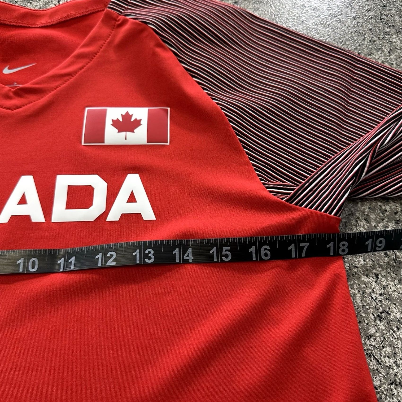 Nike Nike Pro Elite Team Canada Jersey Mens Small Short Sleeve T-Shirt Red USA 90s Running Track & Field Pro Elite Mens Shirt Size US S / EU 44-46 / 1 - 7 Thumbnail