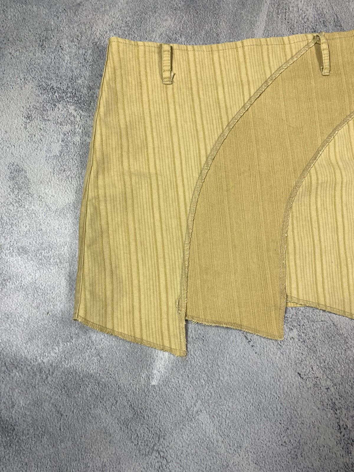 Japanese Brand Vintage Y2K Japanese mini skirt streetwear retro style Size 29" - 2 Thumbnail