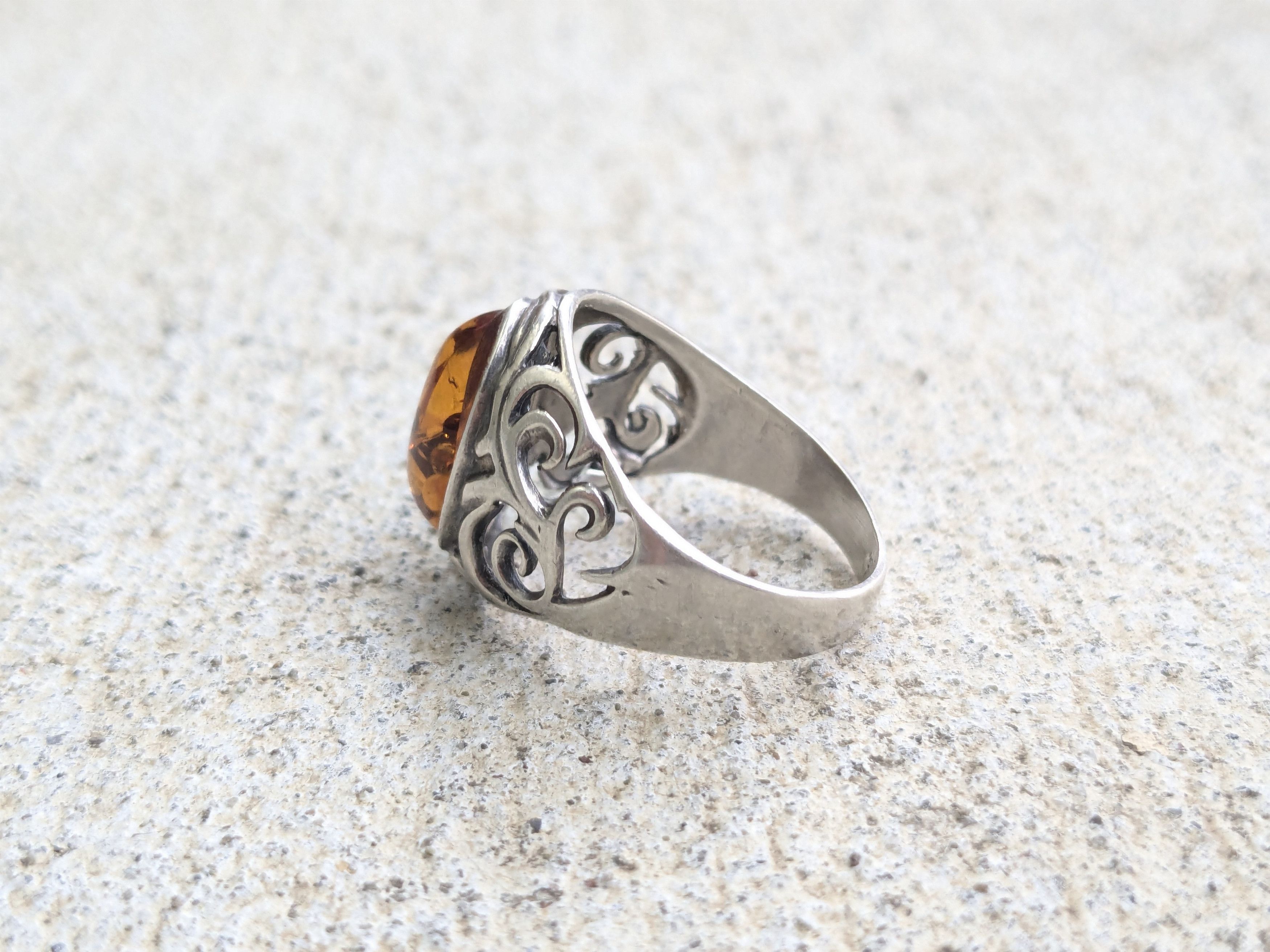 Jewelry × Sterling Silver Vintage Sterling Silver Ring Amber 8.75 Minimalist Oval Size ONE SIZE - 4 Thumbnail