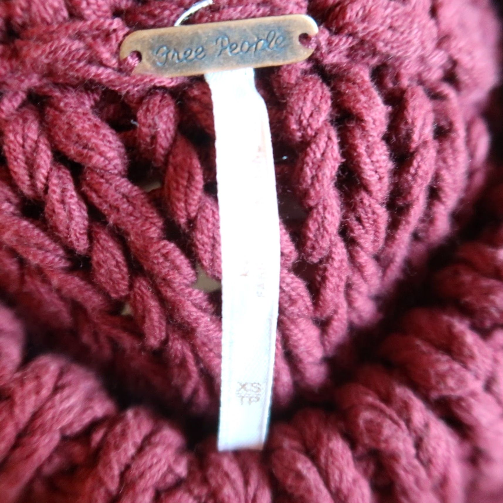 Free People VINTAGE Free People My Only Sunshine Burgundy Red Mockneck Sweater XS Size XS / US 0-2 / IT 36-38 - 5 Thumbnail