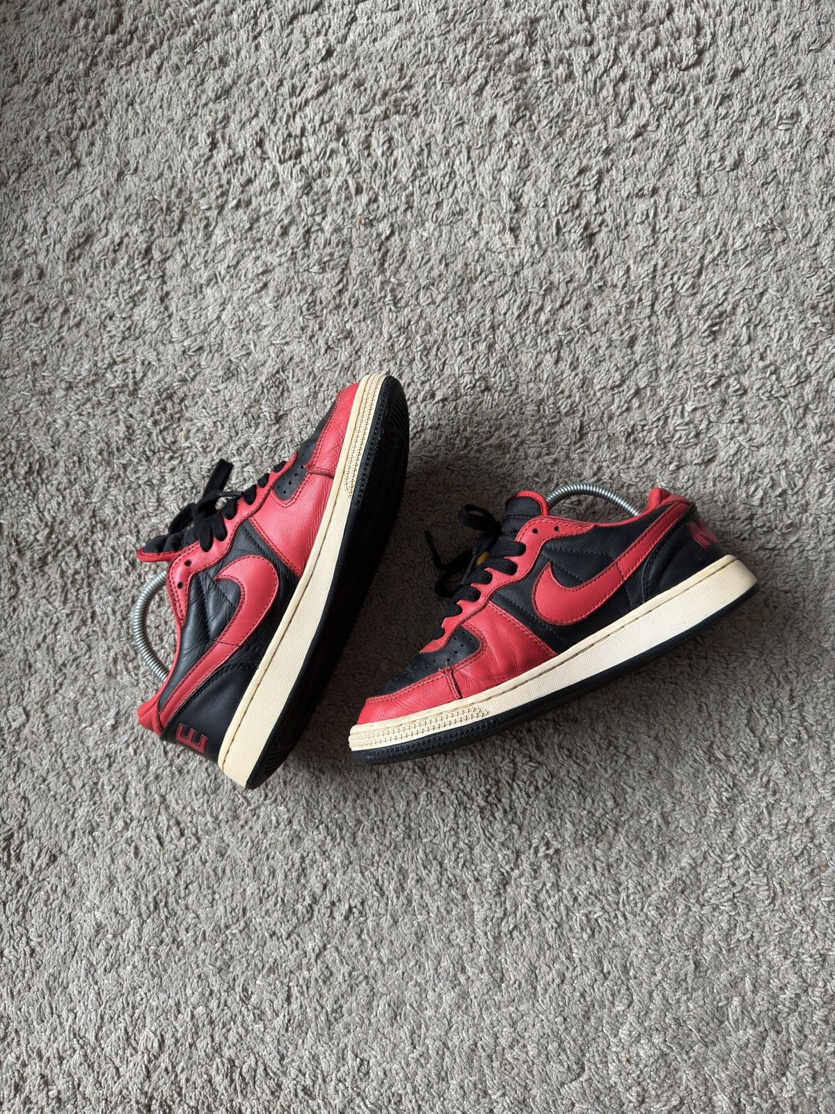 Nike Vintage Nike Terminator Low Bred Size US 8.5 / EU 41-42 - 1 Thumbnail