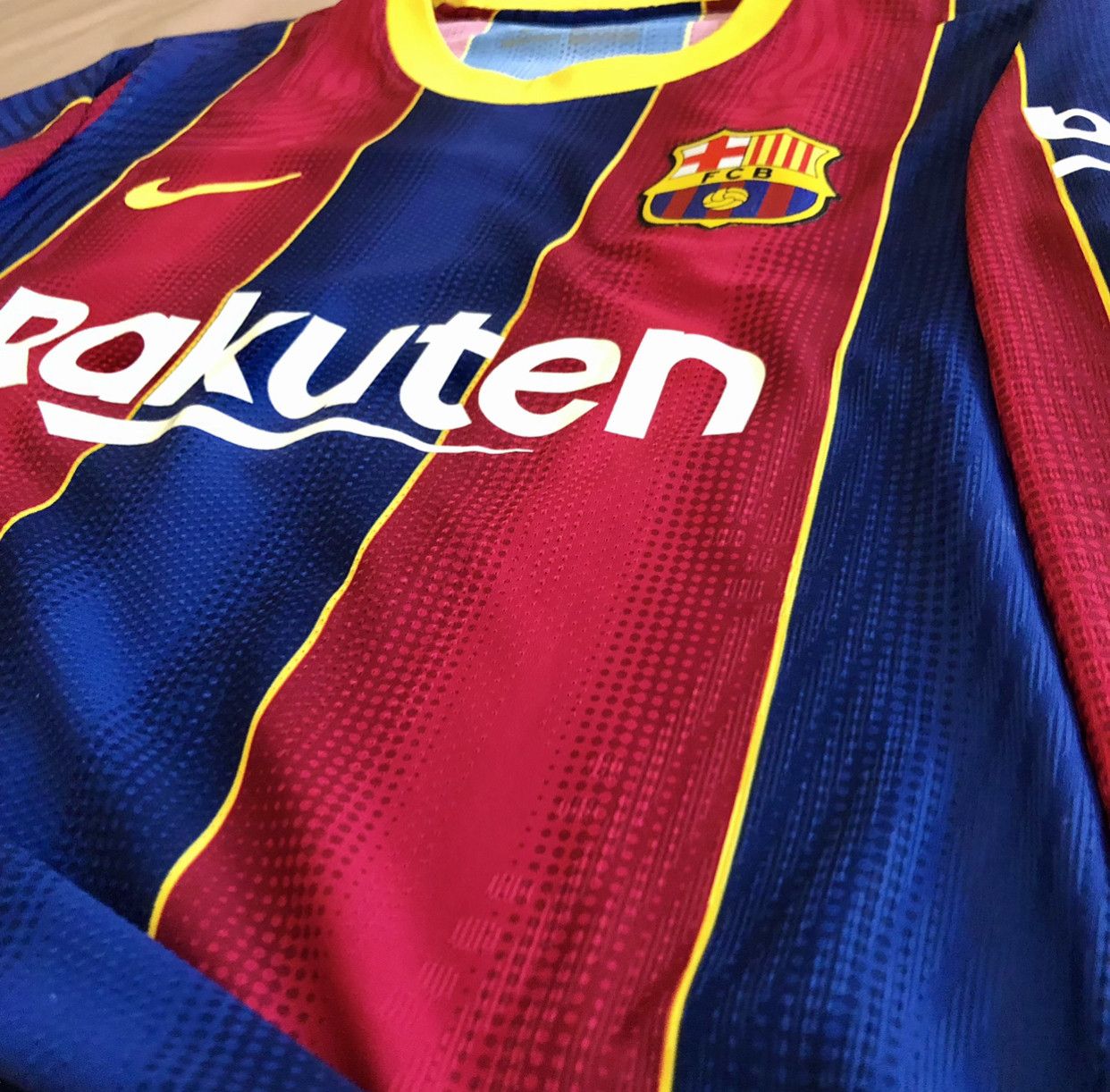 Nike Nike FC Barcelona 2021/22 Player Issue Long Sleeve Kit Set Size US L / EU 52-54 / 3 - 5 Thumbnail