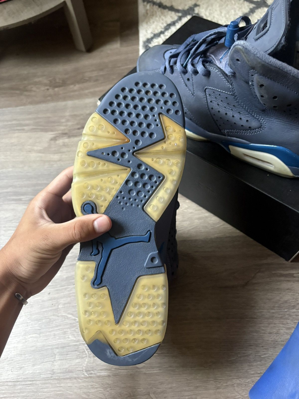 Jordan Brand Jordan 6 Diffused Blue Size 10 Size US 10 / EU 43 - 7 Thumbnail