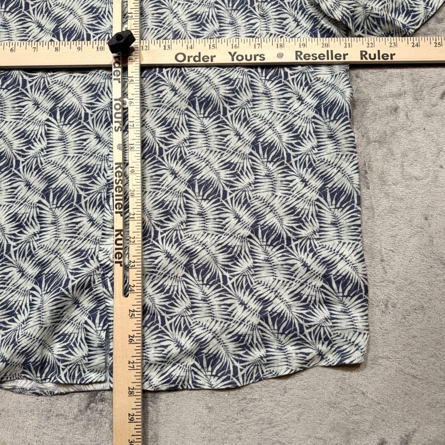 UNTUCKit UNTUCKit Shirt Mens Medium Blue Linen Hawaiian Leaf Print Button Up Casual Size US M / EU 48-50 / 2 - 5 Thumbnail