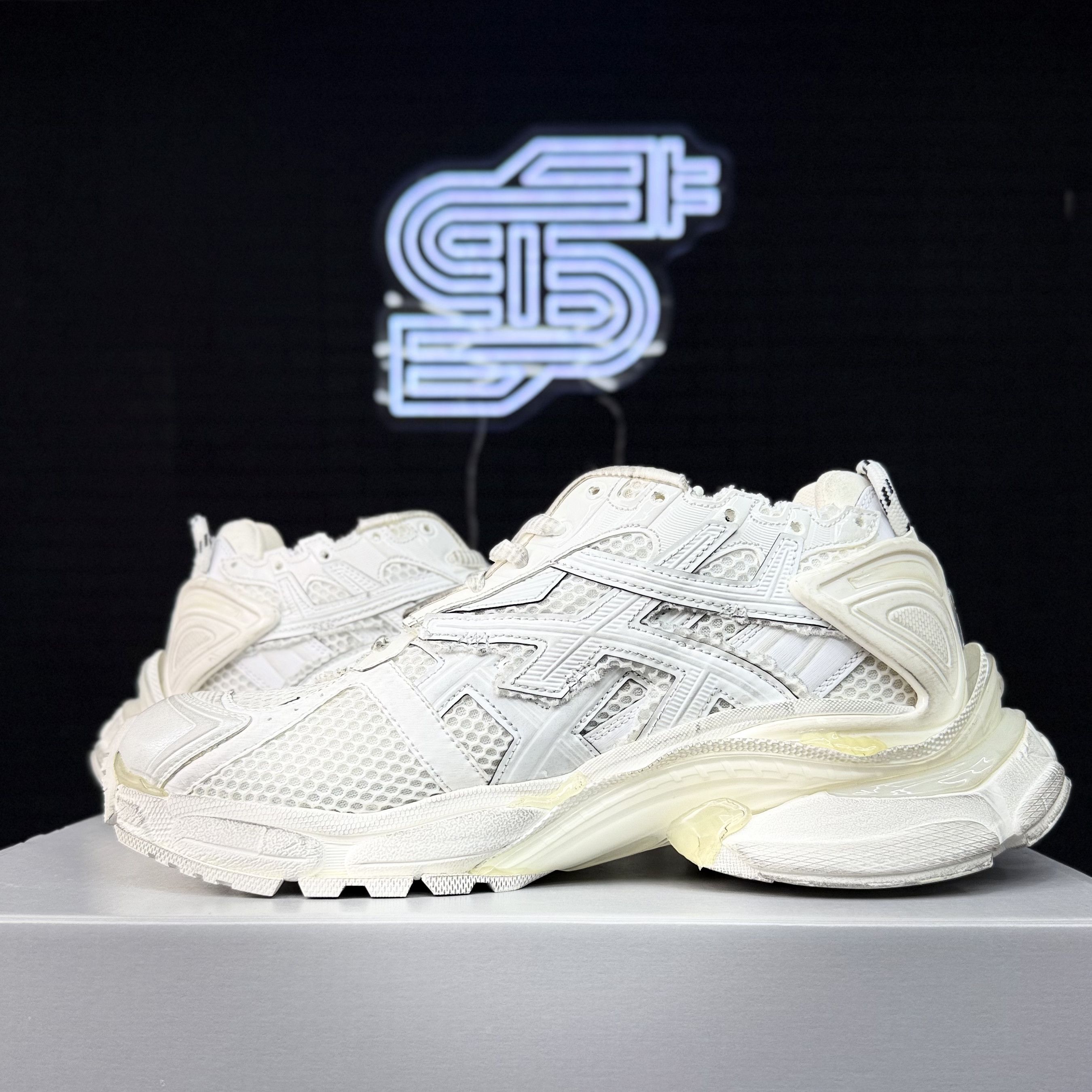 Balenciaga Balenciaga Runner White/White Size US 4 / IT 34 - 3 Thumbnail