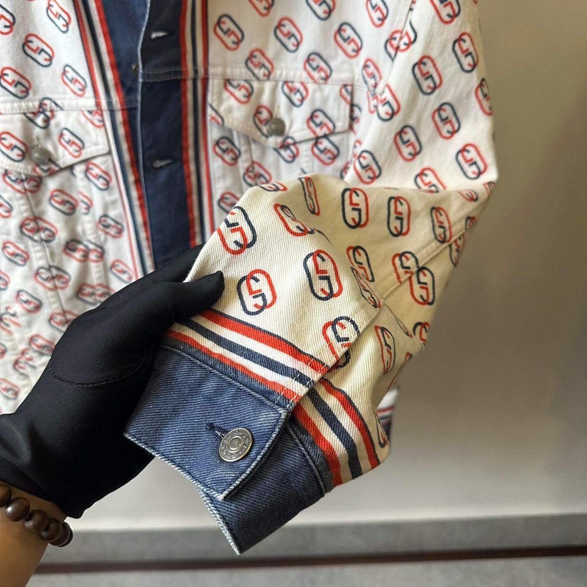 Gucci GUCCI MONOGRAM “GC” JEANS JACKET Size US M / EU 48-50 / 2 - 15 Thumbnail