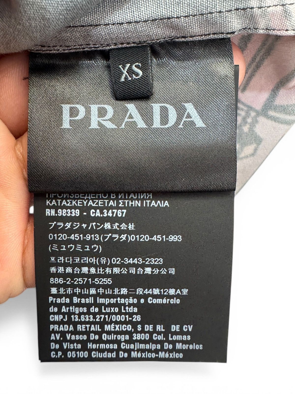 Prada Prada Double Match Button Up F/W19 Size US XS / EU 42 / 0 - 6 Thumbnail