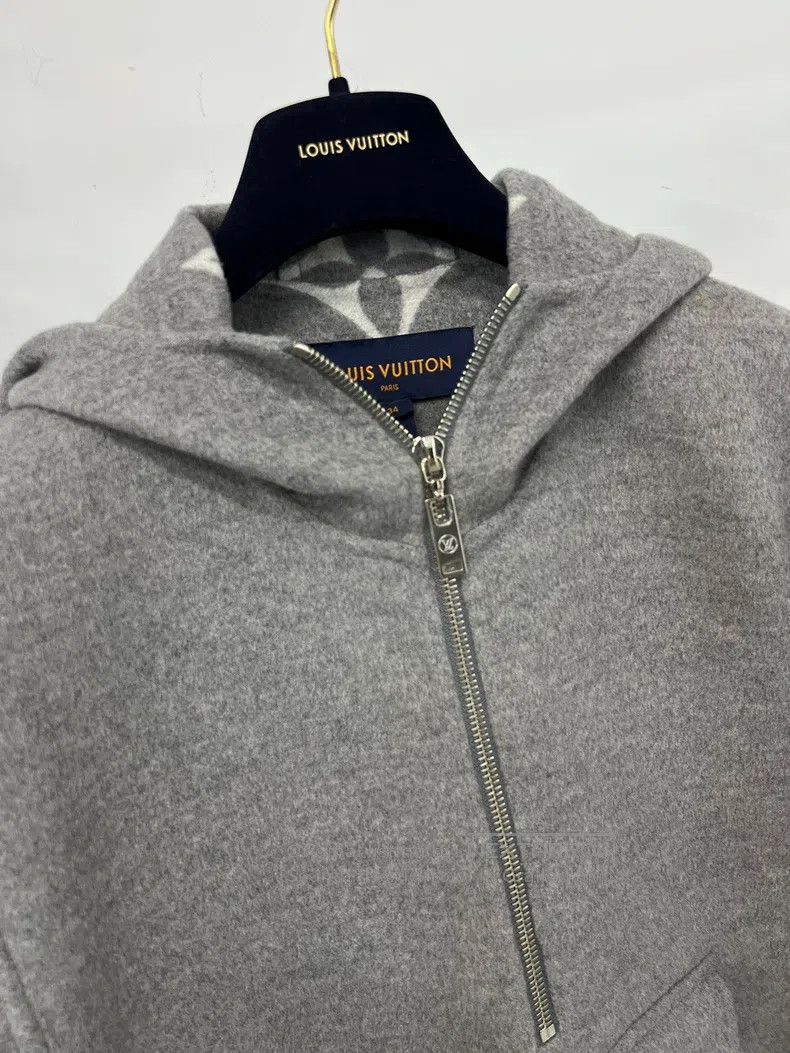 Louis Vuitton Louis Vuitton Half Zip Inside Full Logo Patchwork Hooded S Size XXS / US 00 / IT 34 - 2 Thumbnail