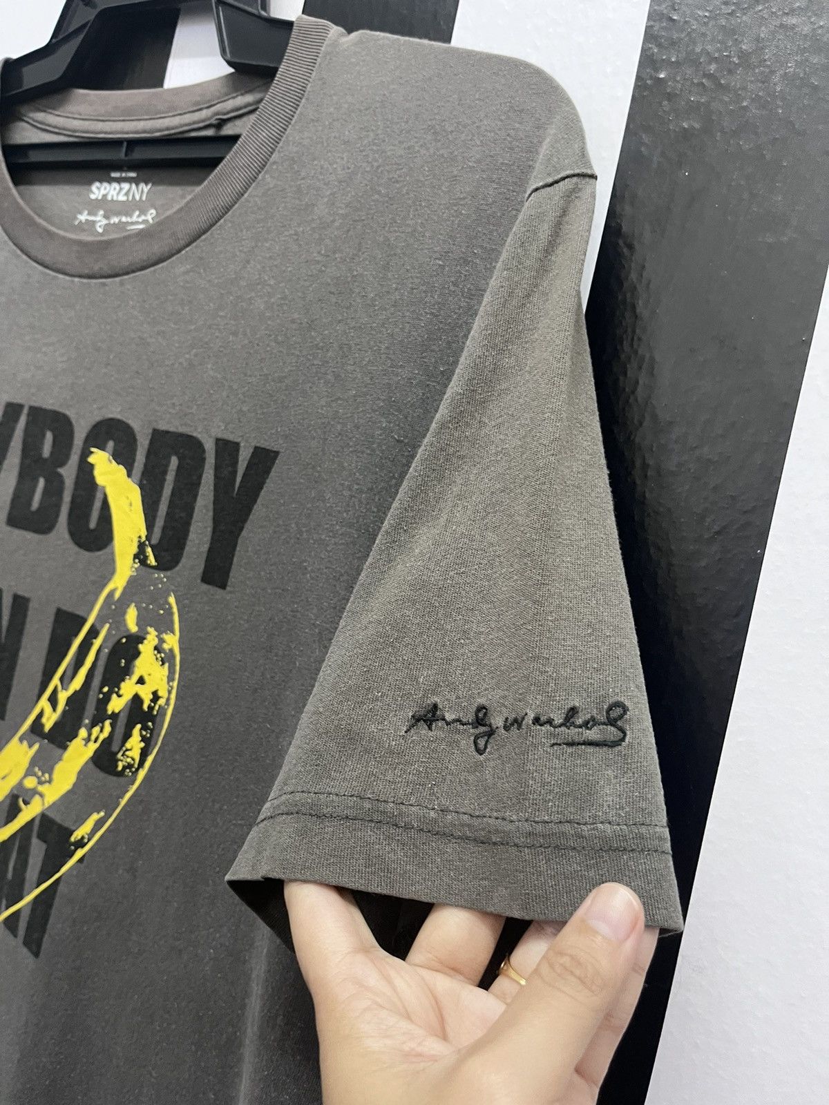 Andy Warhol × Uniqlo SPRZNY x Uniqlo Andy Warhol Banana Art Tee Size US L / EU 52-54 / 3 - 4 Thumbnail