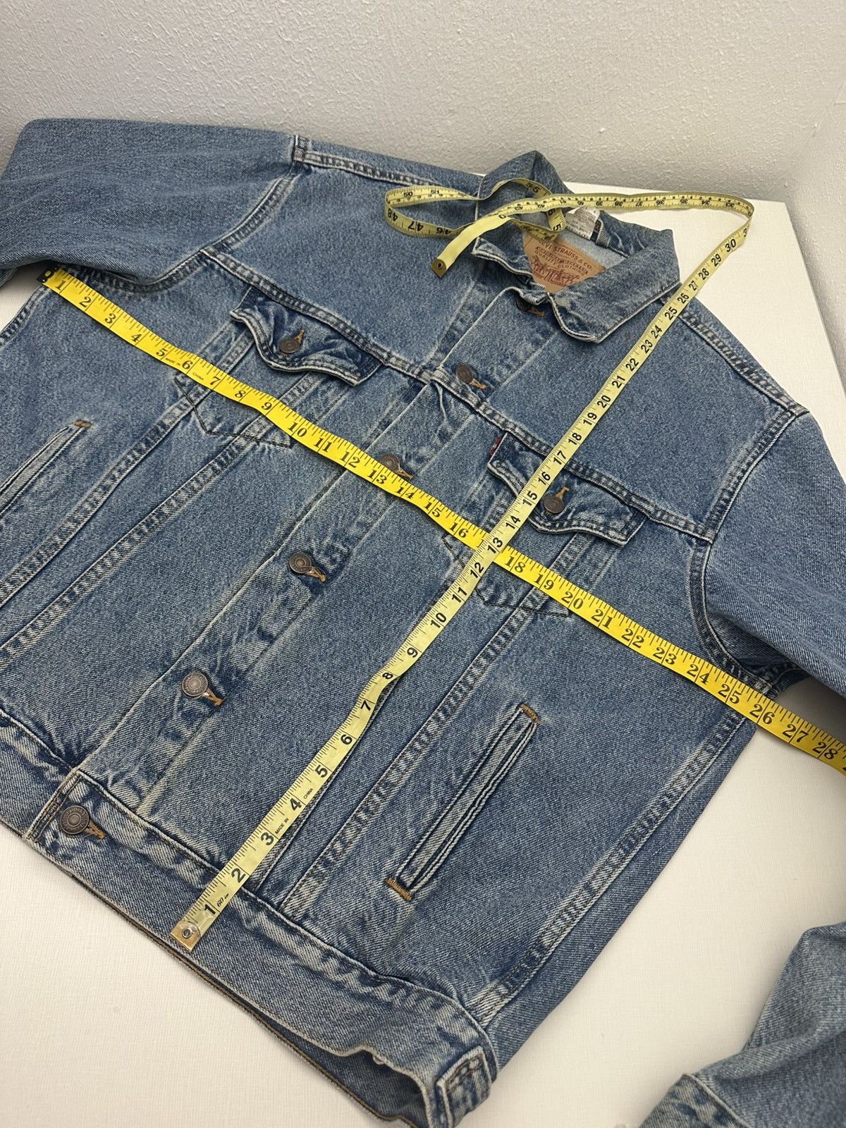 Levi's Vintage 90s Levi's 70507 0389 Trucker Jacket Large USA Made Size US L / EU 52-54 / 3 - 9 Thumbnail