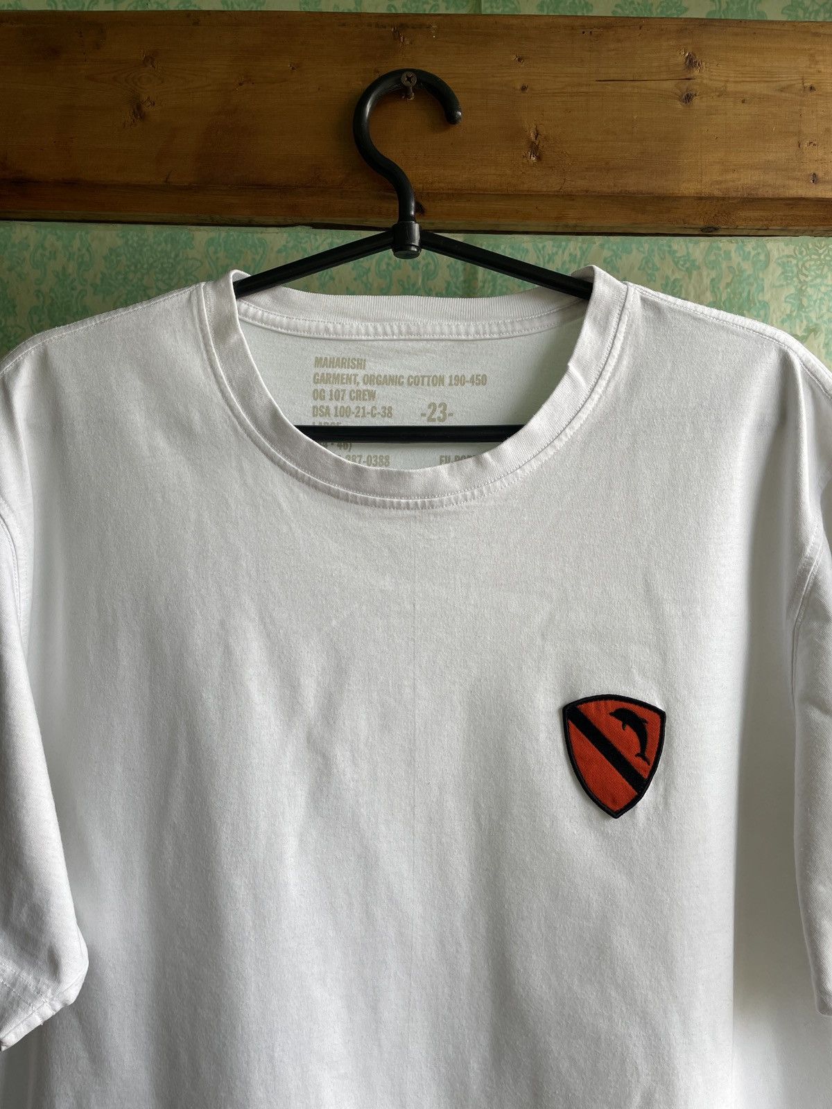 Maharishi MAHARISHI DOLPHIN CAVALRY MEN’S WHITE T-SHIRT Size US L / EU 52-54 / 3 - 2 Thumbnail