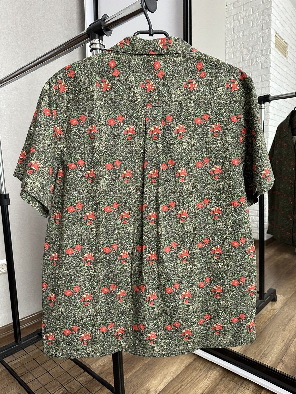 De Bonne Facture De Bonne Facture Convertible Collar Floral Shirt Button Up Size US L / EU 52-54 / 3 - 4 Thumbnail