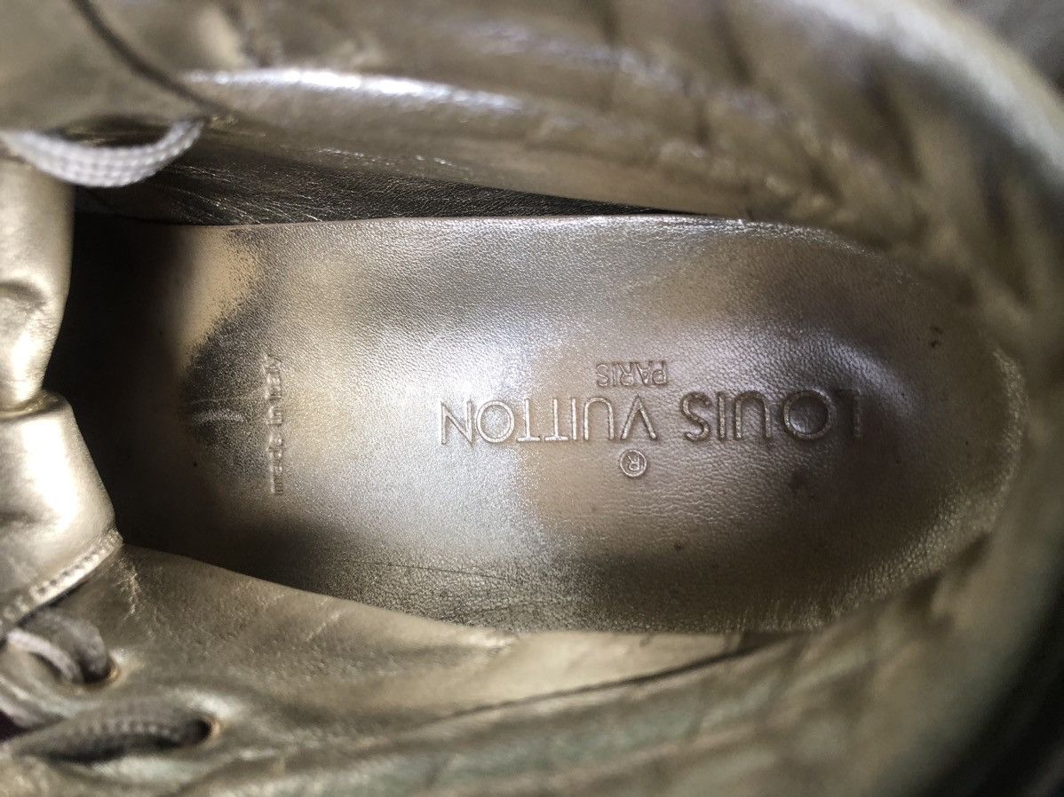 Louis Vuitton Louis Vuitton Gold Leather Women’s High Top Sneakers Sz 36 Size US 6 / IT 36 - 9 Thumbnail