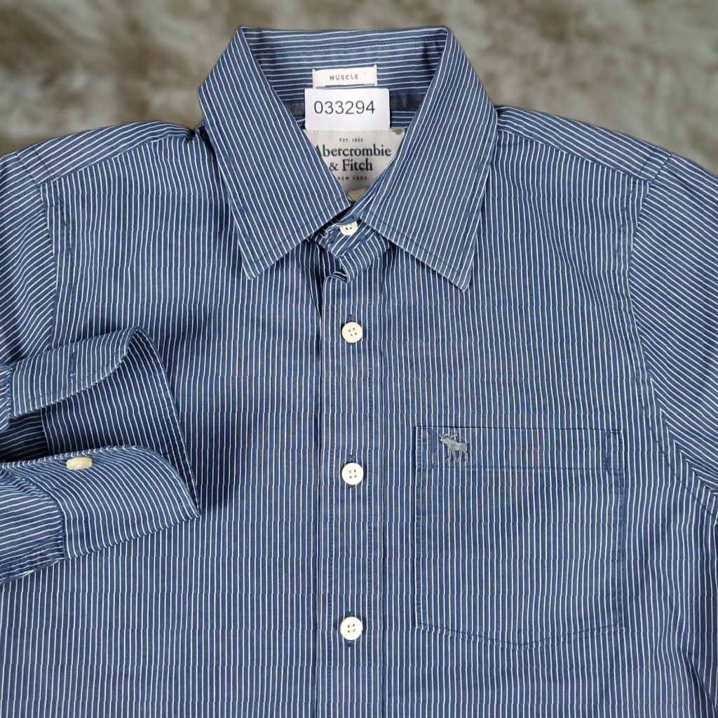 Abercrombie & Fitch VINTAGE Abercrombie & Fitch Shirt Mens Small Blue Striped Button-Up Long Sleeve Size US S / EU 44-46 / 1 - 1 Thumbnail