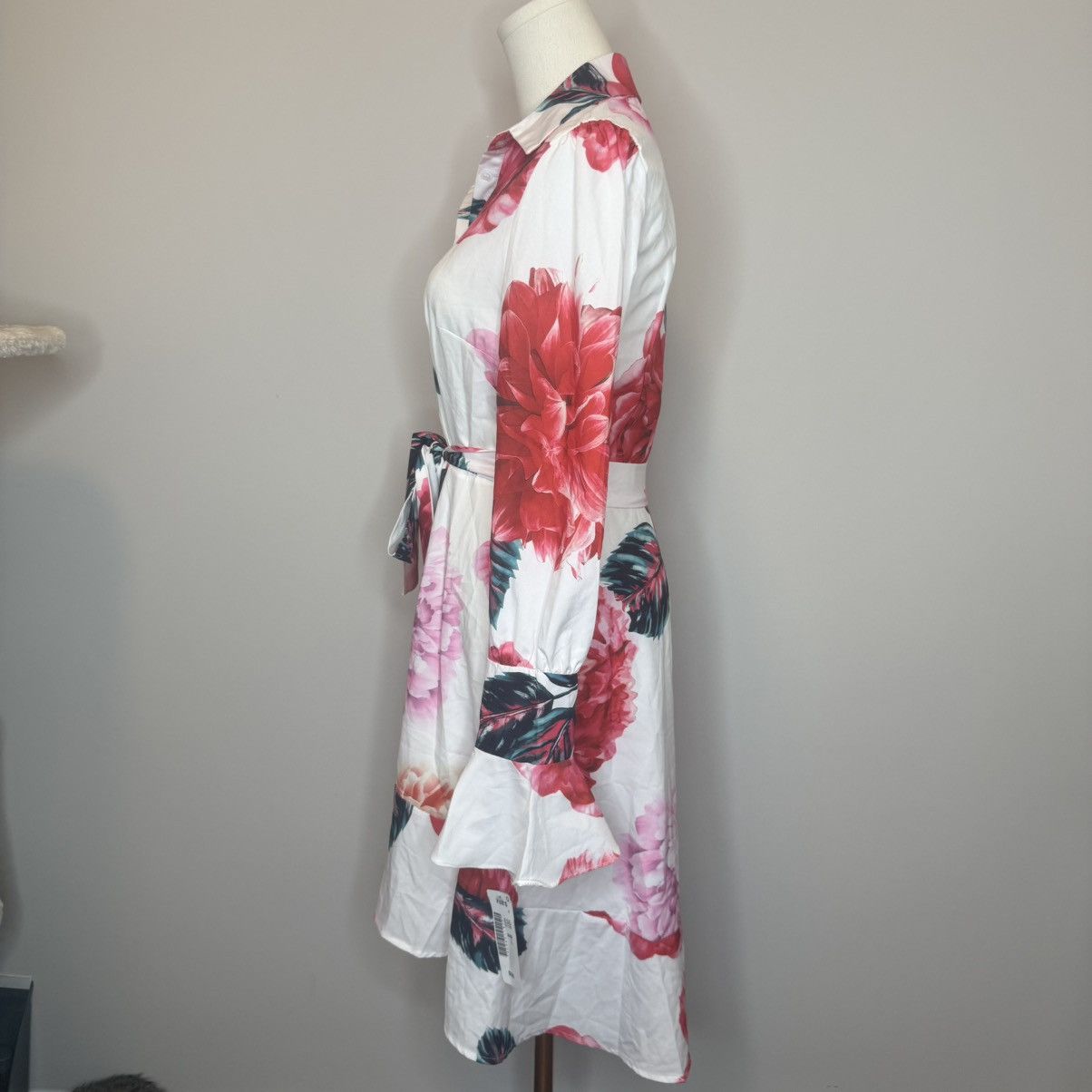 Other Eterna White Midi Dress with Red and Pink Floral Print Size L / US 10 / IT 46 - 2 Thumbnail