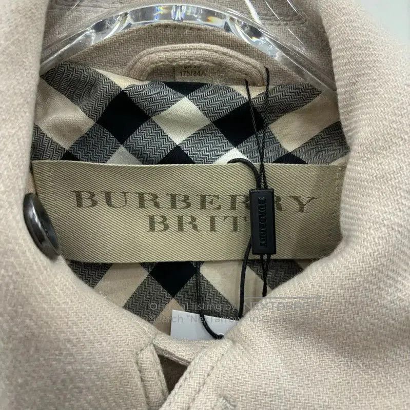 Burberry Burberry Women’s Khaki Cotton Coat for Spring. Size S / US 4 / IT 40 - 4 Thumbnail
