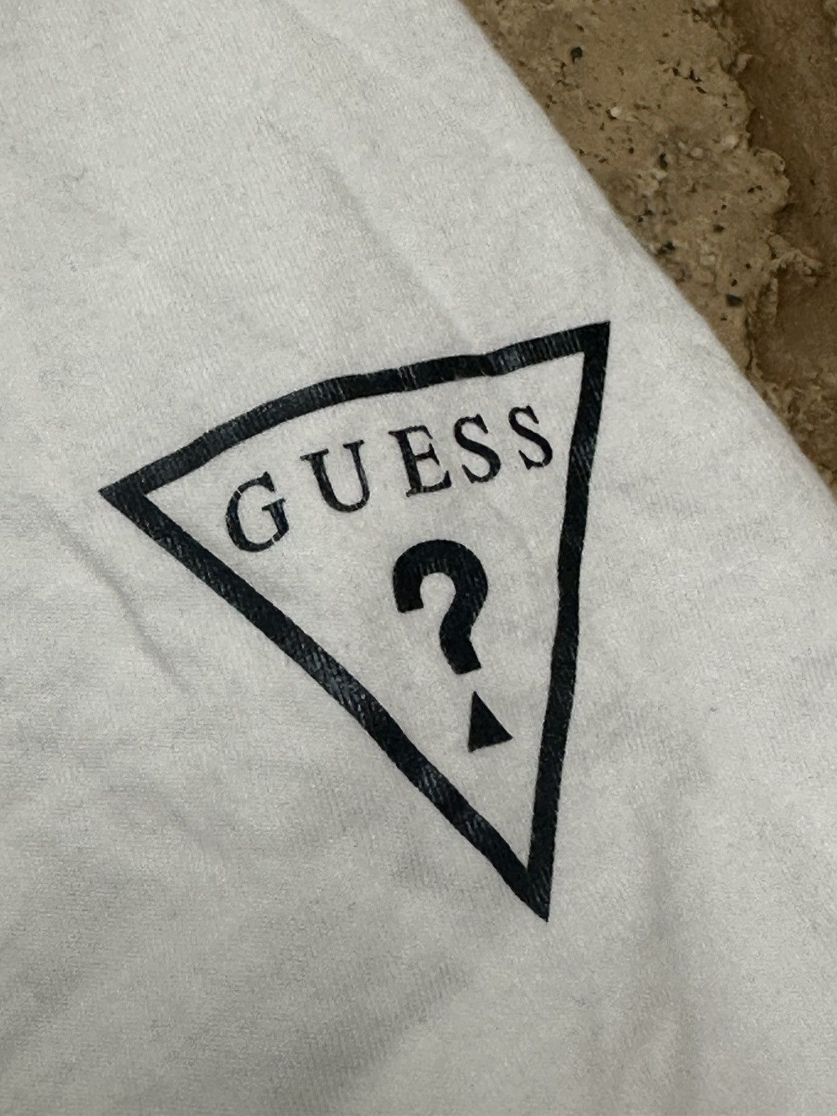Guess Guess Los Angeles 1981 Reflective Foil Print Triangle Size US XL / EU 56 / 4 - 4 Thumbnail